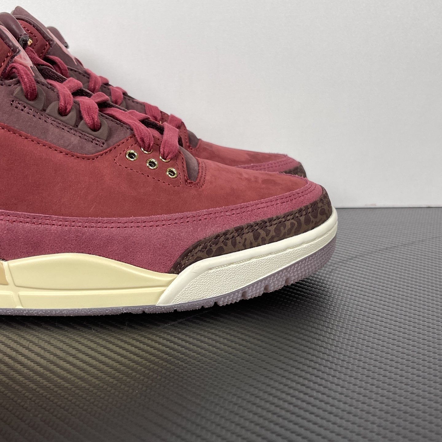 木盒 Air Jordan 3 AJ3 OG Premium Bin 23  休闲中桶 复古篮球鞋 男鞋 红色 IO7744-600