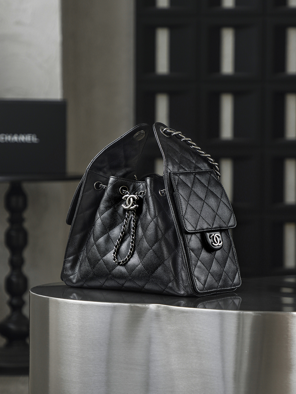 CHA 25bag 26C mini  High-End Replica Luxury Reps 嬉皮包单肩包 麂皮 黑银 A5  