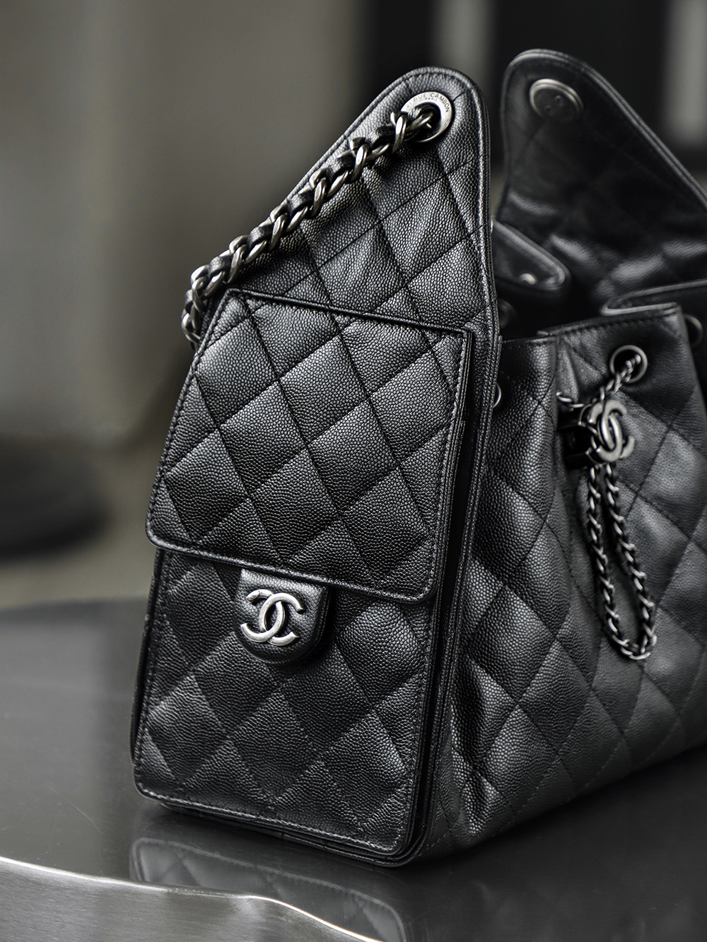CHA 25bag 26C mini  High-End Replica Luxury Reps 嬉皮包单肩包 麂皮 黑银 A5  