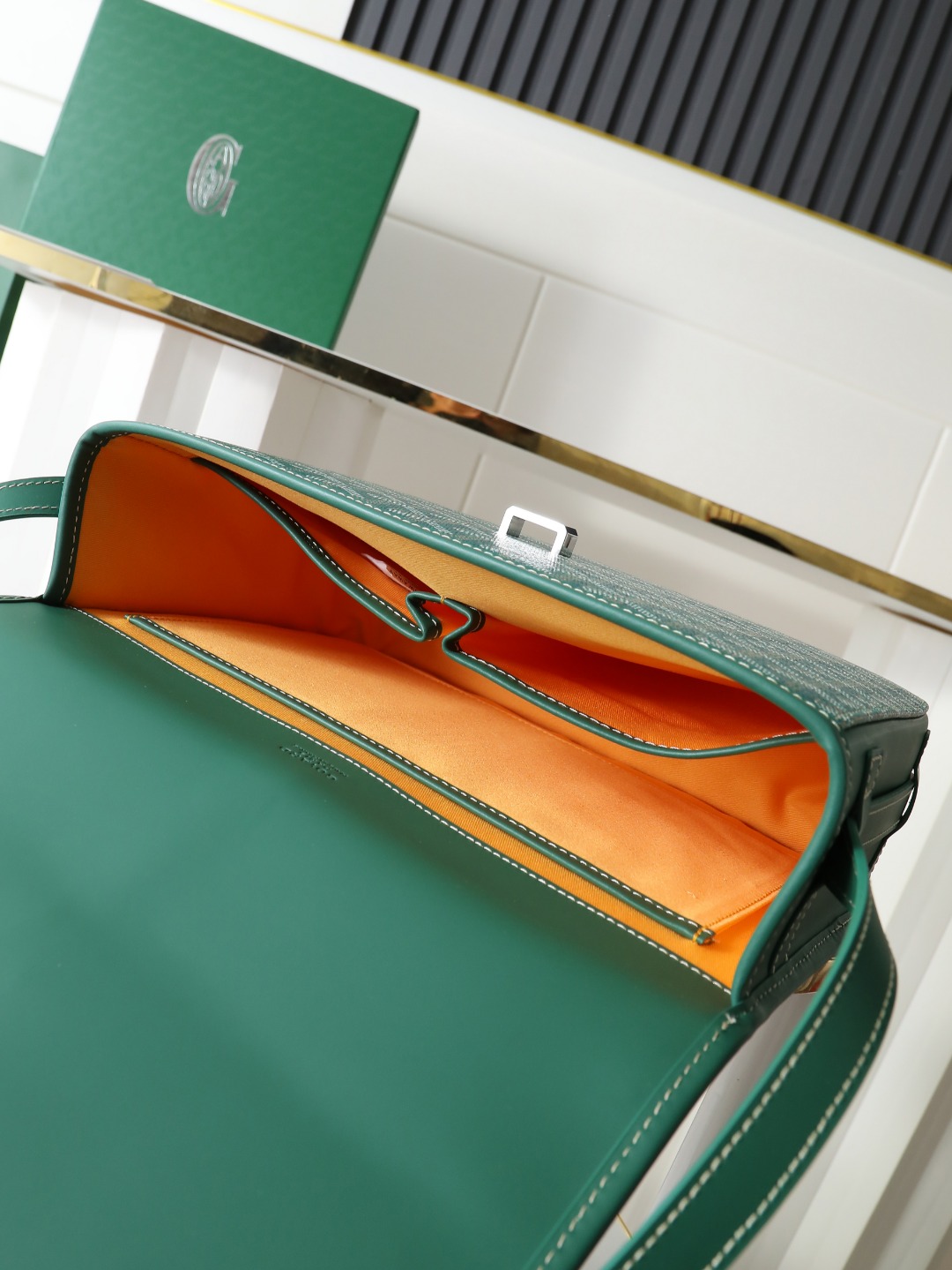 GOYARD 戈雅 邮差 Belvedere Messenger Bag (Canvas and Leather) — Dual-Use Handheld/Shoulder Bag-F0-BELVE3MMLTY