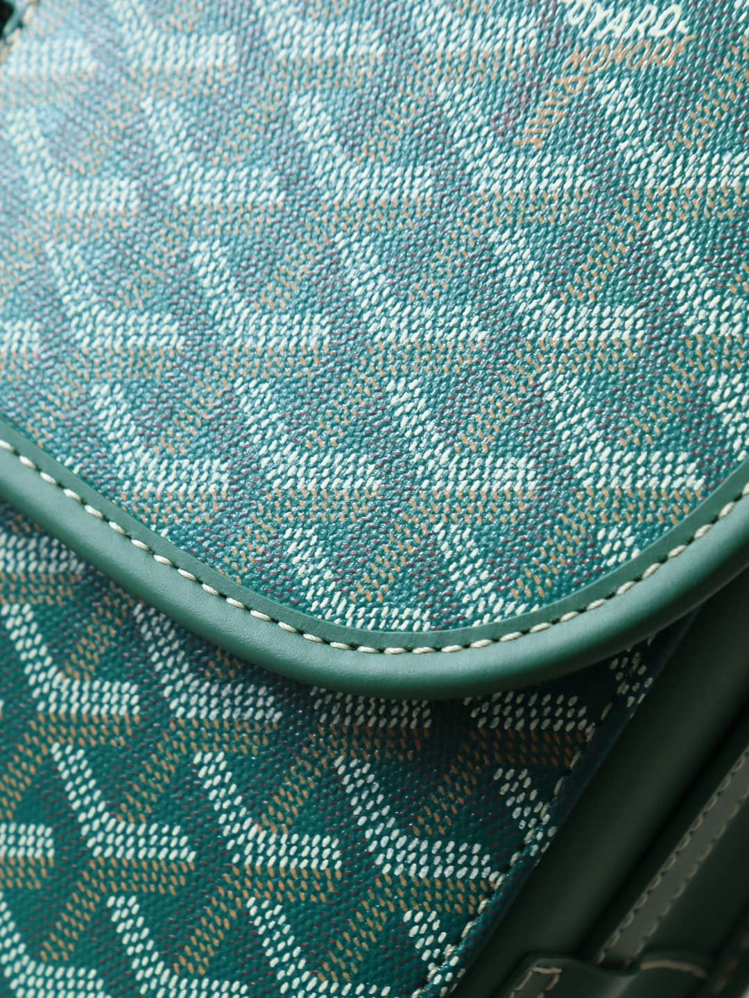 GOYARD 戈雅 邮差 Belvedere Messenger Bag (Canvas and Leather) — Dual-Use Handheld/Shoulder Bag-F0-BELVE3MMLTY