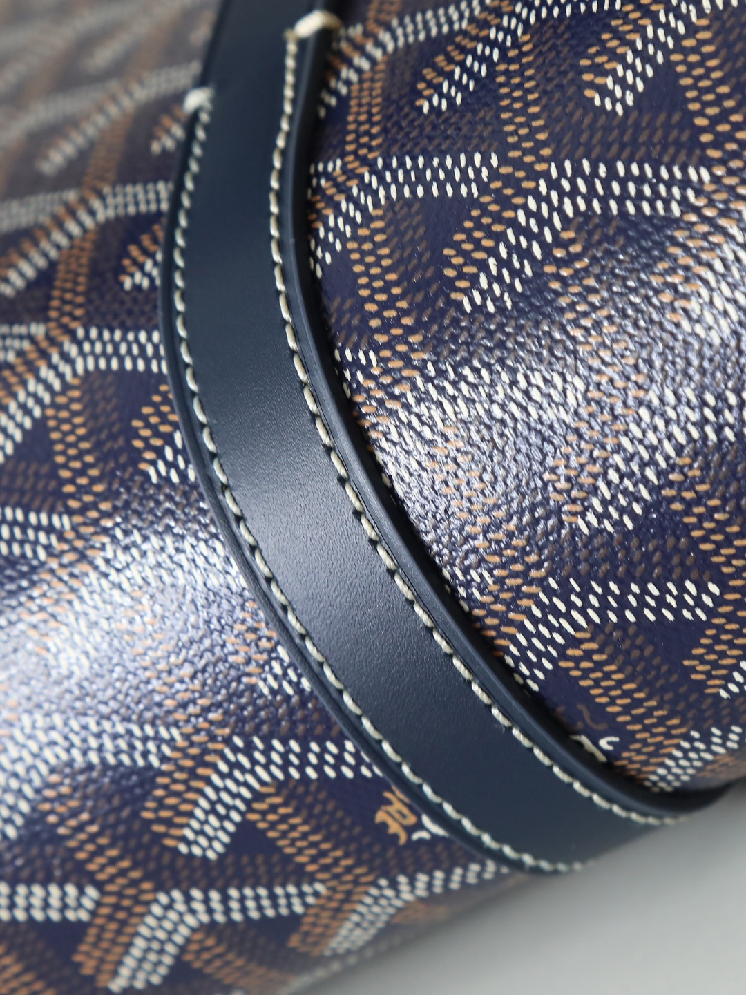 GOYARD 戈雅 邮差 Belvedere Messenger Bag (Canvas and Leather) — Dual-Use Handheld/Shoulder Bag-F0-BELVE3MMLTY