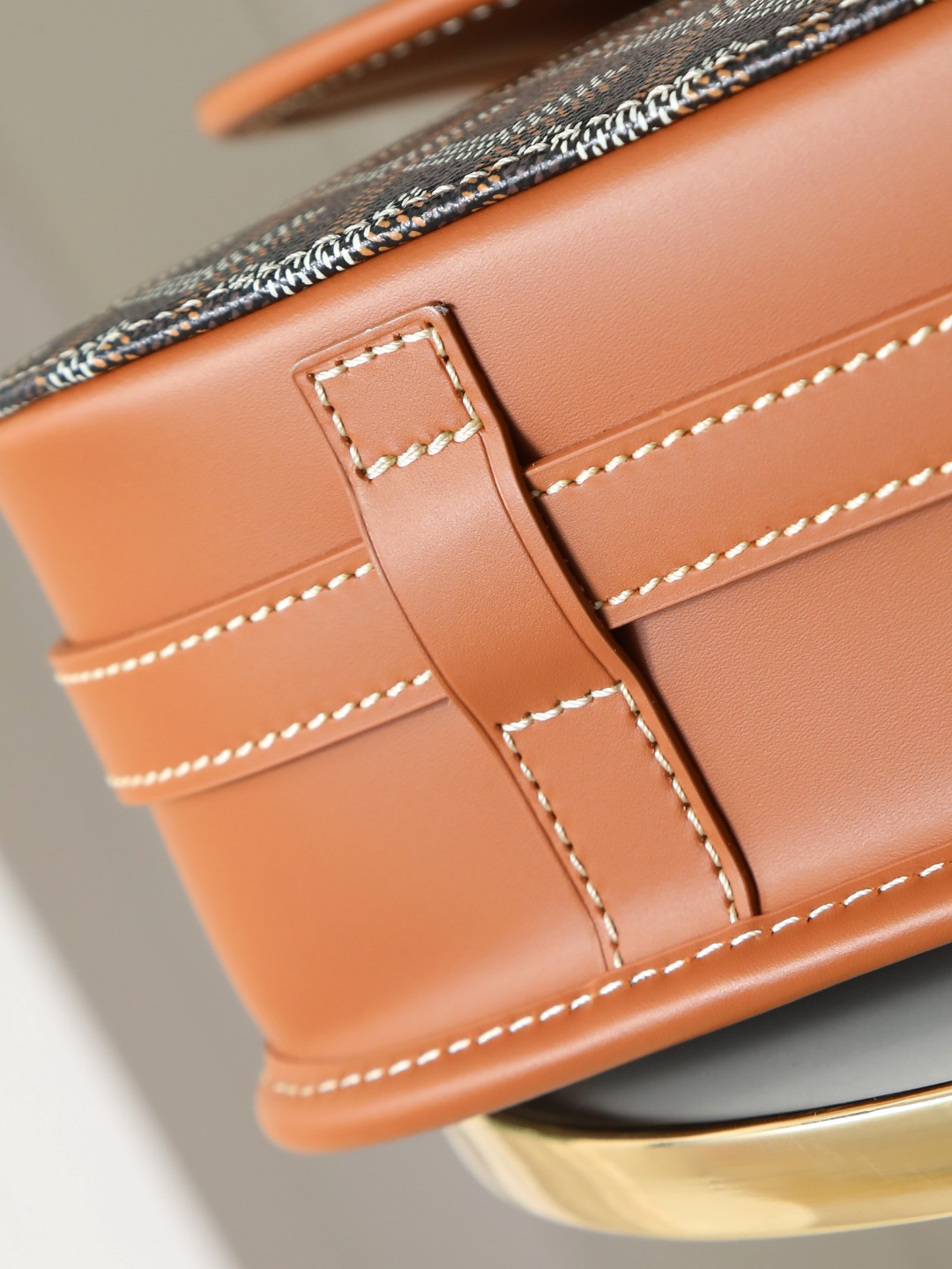 GOYARD 戈雅 邮差 Belvedere Messenger Bag (Canvas and Leather) — Dual-Use Handheld/Shoulder Bag-F0-BELVE3MMLTY