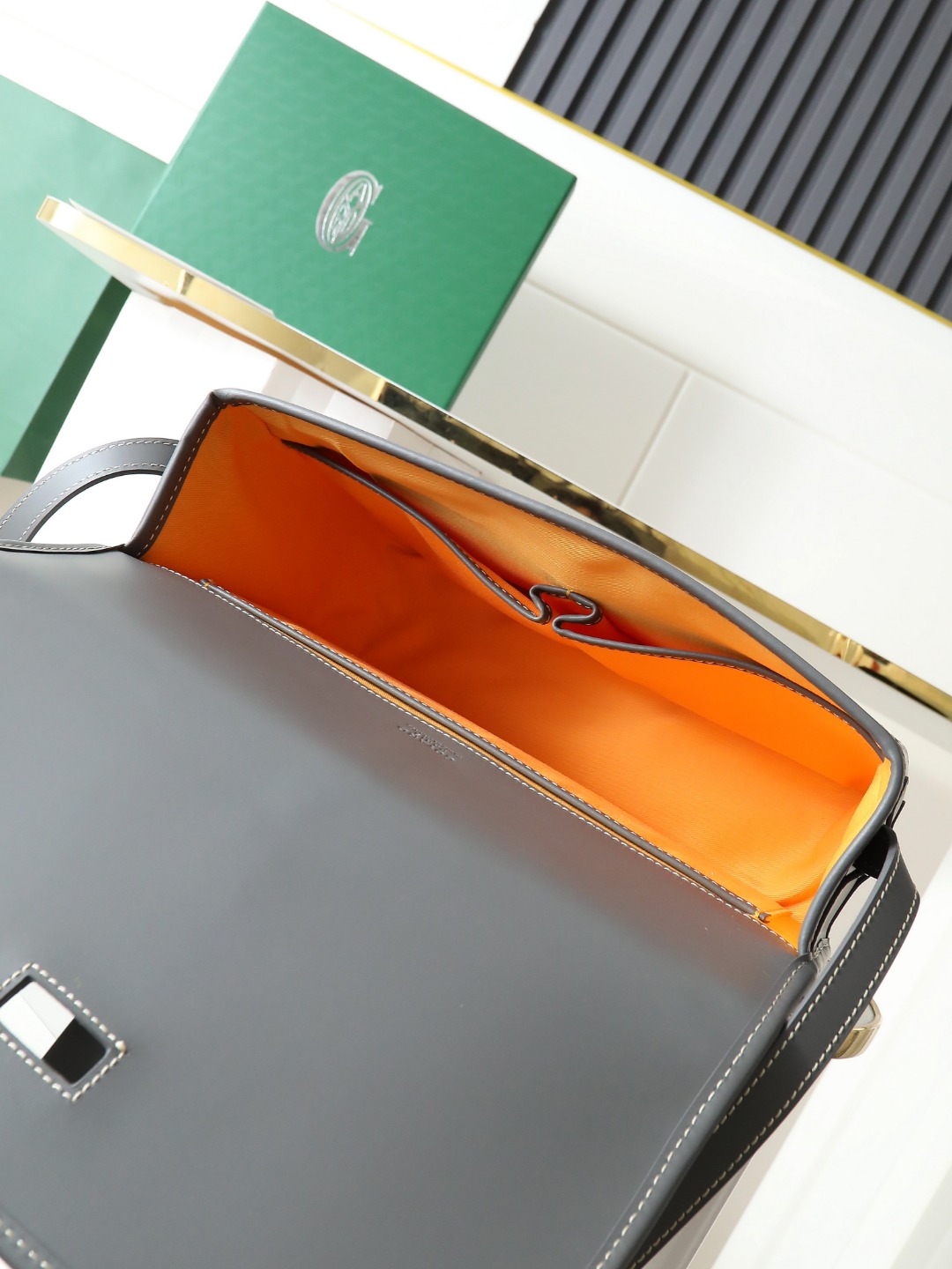 GOYARD 戈雅 邮差 Belvedere Messenger Bag (Canvas and Leather) — Dual-Use Handheld/Shoulder Bag-F0-BELVE3MMLTY