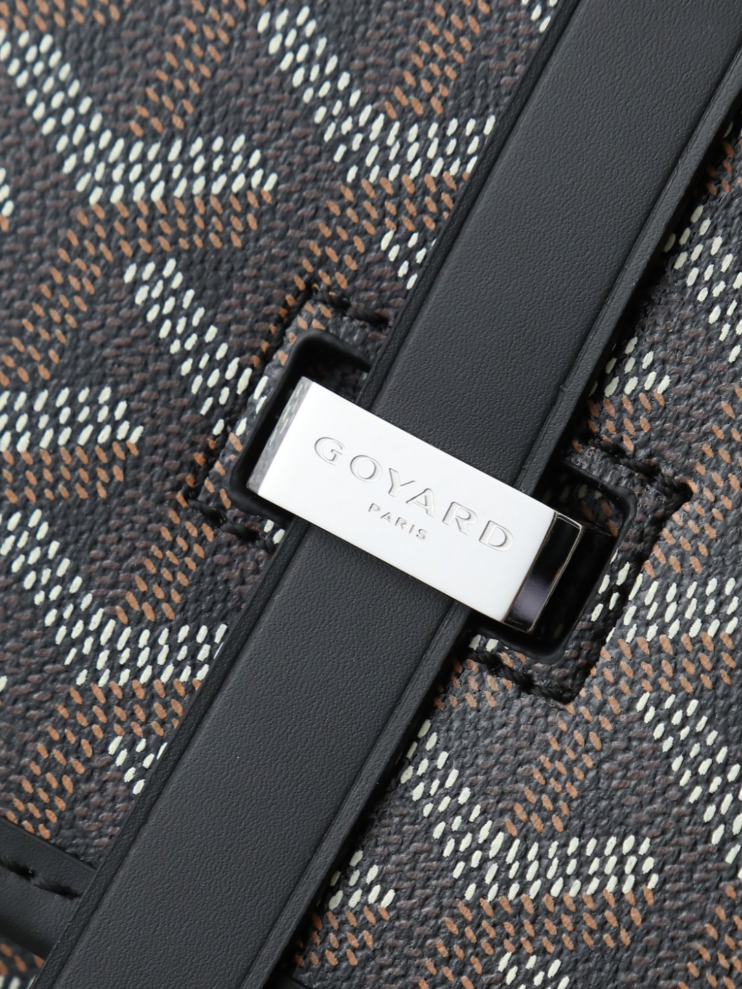 GOYARD 戈雅 邮差 Belvedere Messenger Bag (Canvas and Leather) — Dual-Use Handheld/Shoulder Bag-F0-BELVE3MMLTY