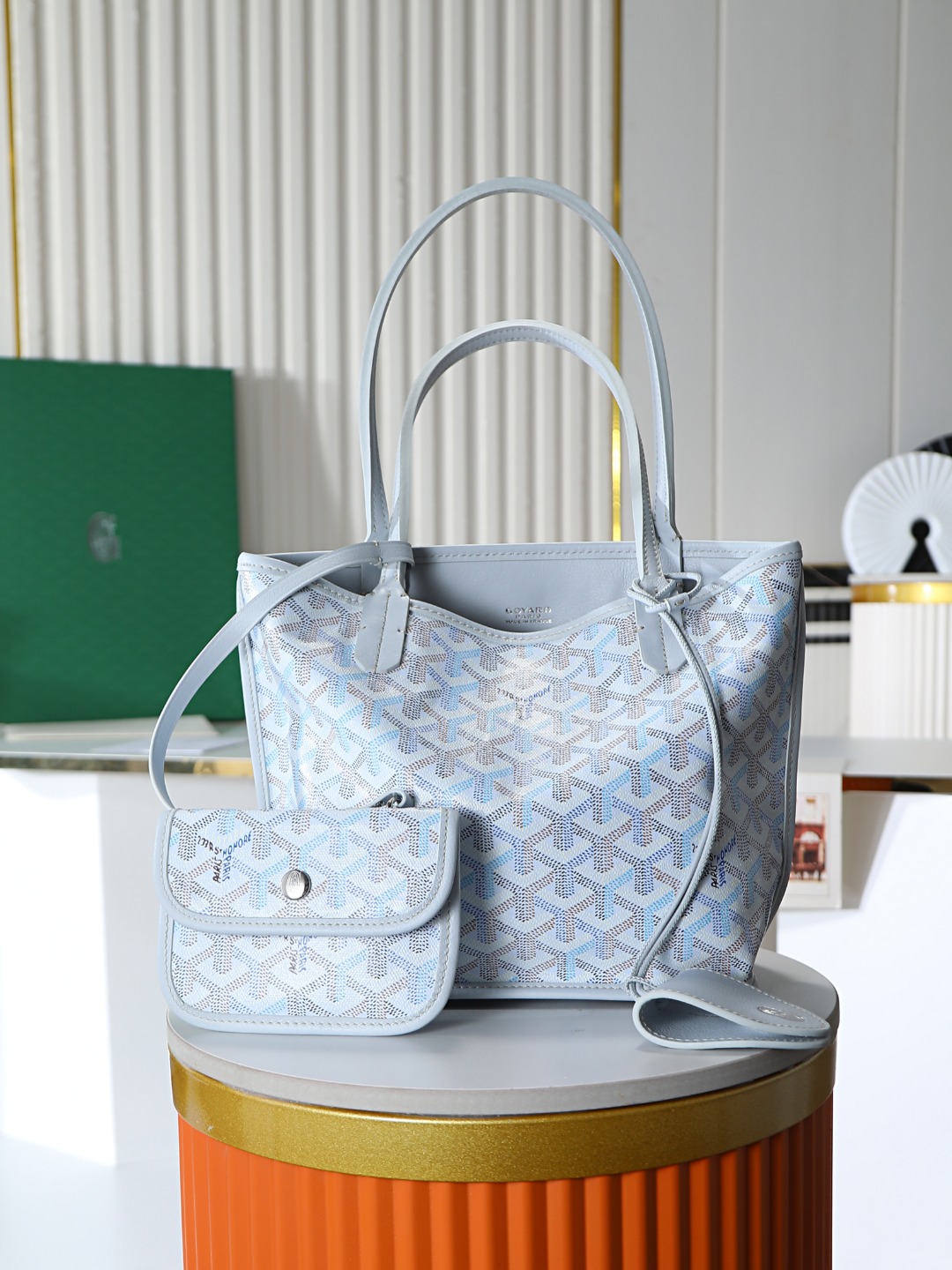 GOYARD 戈雅双面 Belvedere Reversible Mini Tote (Canvas and Leather) — Dual-use bag (handheld/shoulder carry)-F0-ANJCROMINCG