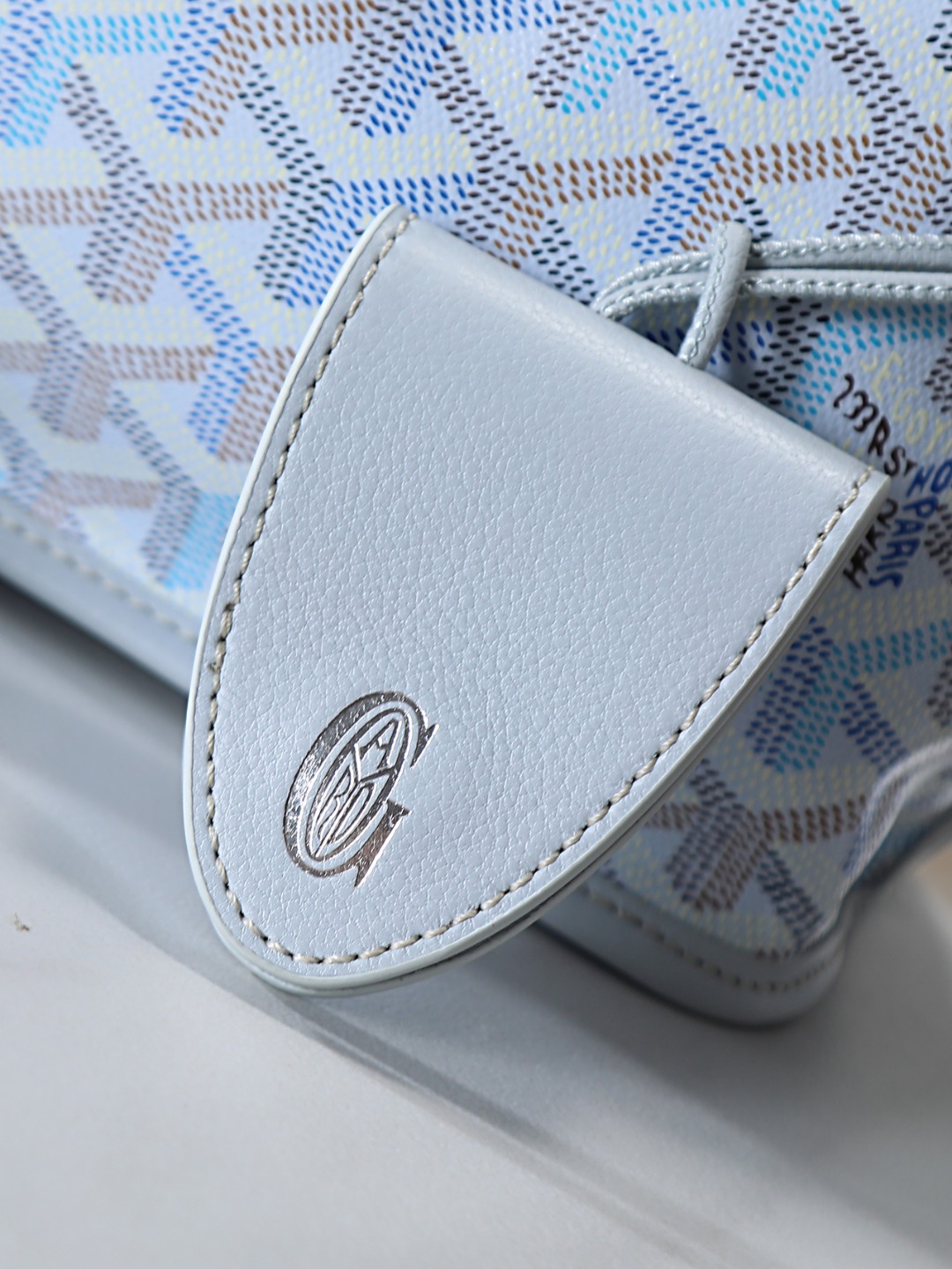 GOYARD 戈雅双面 Belvedere Reversible Mini Tote (Canvas and Leather) — Dual-use bag (handheld/shoulder carry)-F0-ANJCROMINCG