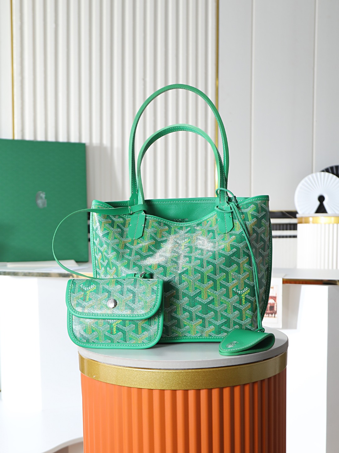 GOYARD 戈雅双面 Belvedere Reversible Mini Tote (Canvas and Leather) — Dual-use bag (handheld/shoulder carry)-F0-ANJCROMINCG