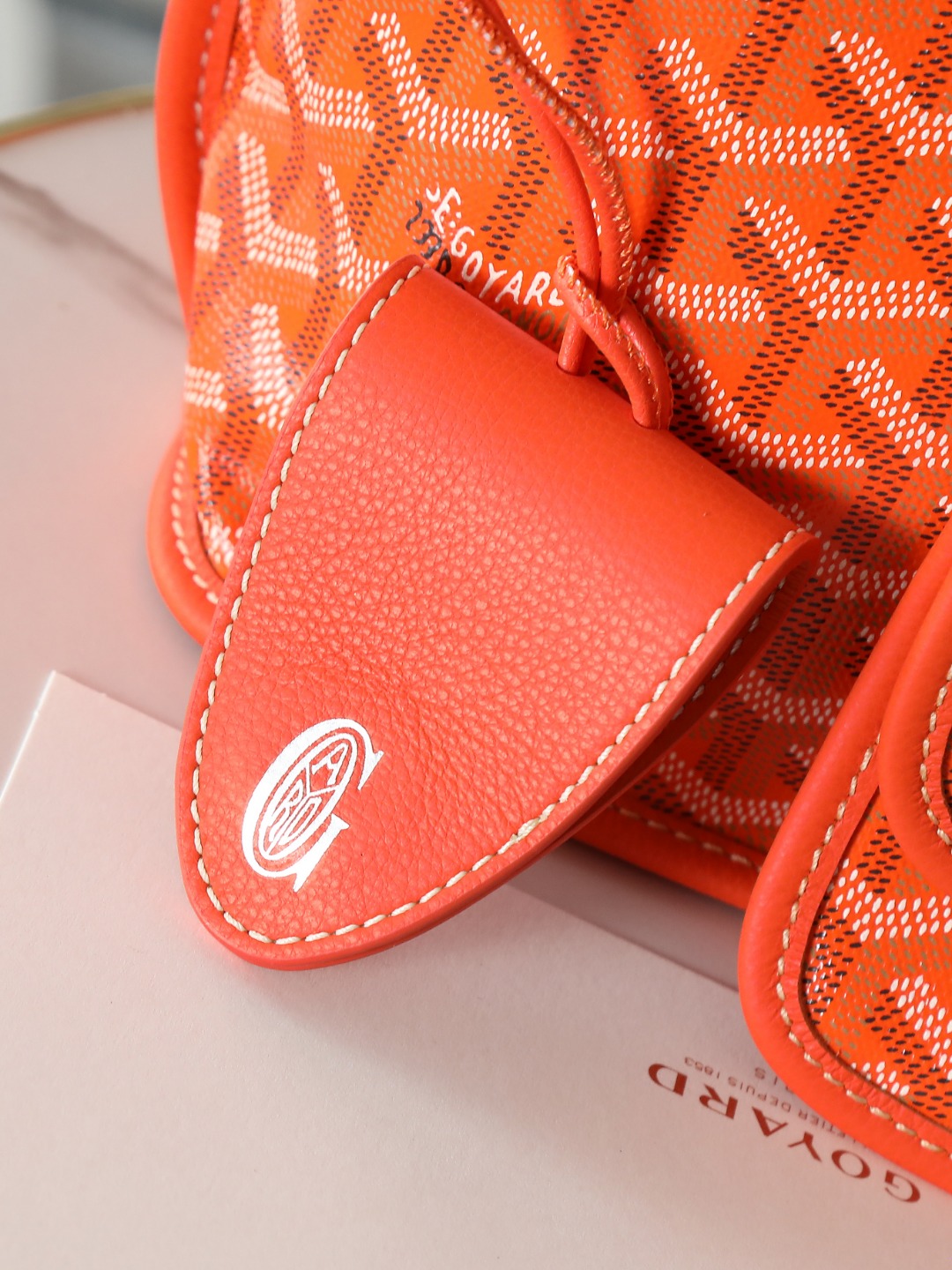 GOYARD 戈雅双面 Belvedere Reversible Mini Tote (Canvas and Leather) — Dual-use bag (handheld/shoulder carry)-F0-ANJCROMINCG-07TY07P