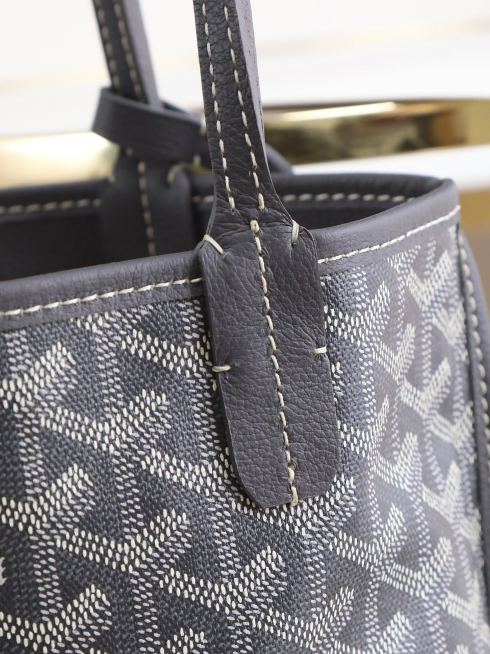 GOYARD 戈雅双面 Belvedere Reversible Mini Tote (Canvas and Leather) — Dual-use bag (handheld/shoulder carry)-F0-ANJOUSMINCG51TY51P