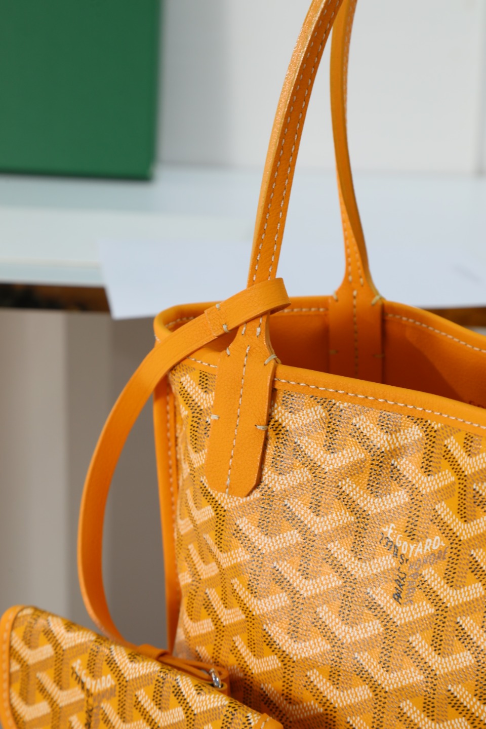 GOYARD 戈雅双面 Belvedere Reversible Mini Tote (Canvas and Leather) — Dual-use bag (handheld/shoulder carry)-F0-ANJOUSMINCG08TY08P