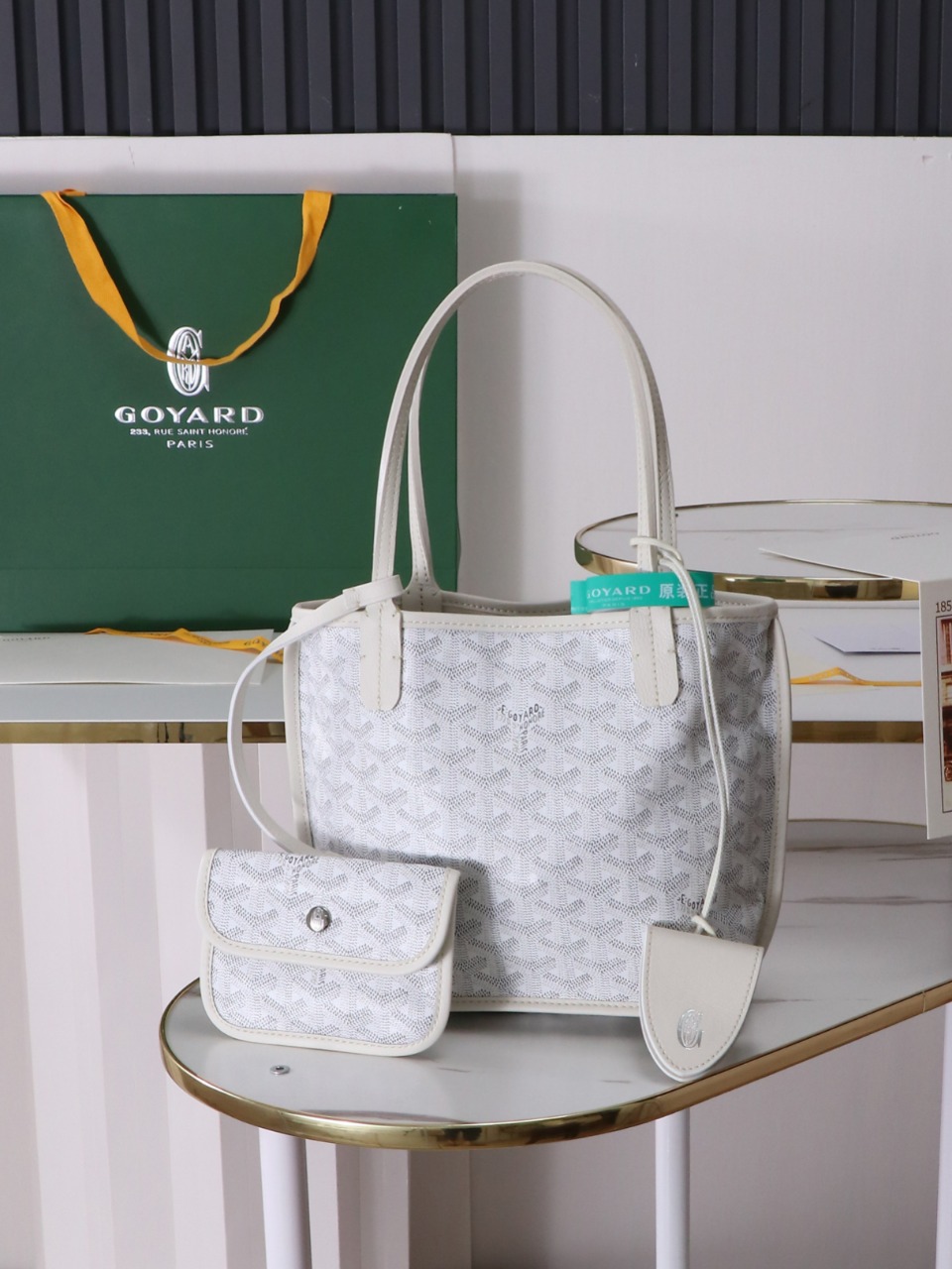 GOYARD 戈雅双面 Belvedere Reversible Mini Tote (Canvas and Leather) — Dual-use bag (handheld/shoulder carry)-F0-ANJCROMINCG-50TY50P