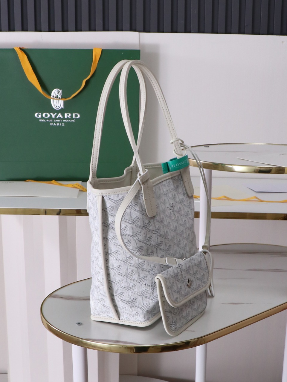 GOYARD 戈雅双面 Belvedere Reversible Mini Tote (Canvas and Leather) — Dual-use bag (handheld/shoulder carry)-F0-ANJCROMINCG-50TY50P