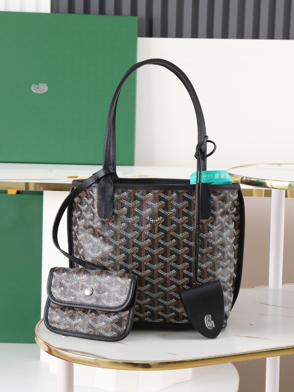 GOYARD 戈雅双面 Belvedere Reversible Mini Tote (Canvas and Leather) — Dual-use bag (handheld/shoulder carry)-F0-ANJCROMINCG 