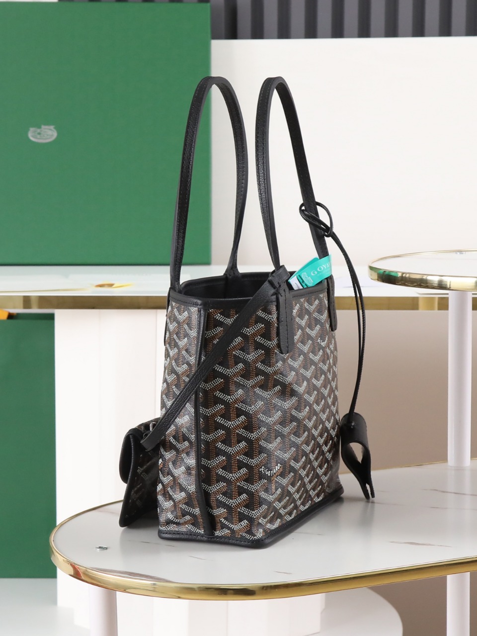 GOYARD 戈雅双面 Belvedere Reversible Mini Tote (Canvas and Leather) — Dual-use bag (handheld/shoulder carry)-F0-ANJCROMINCG 