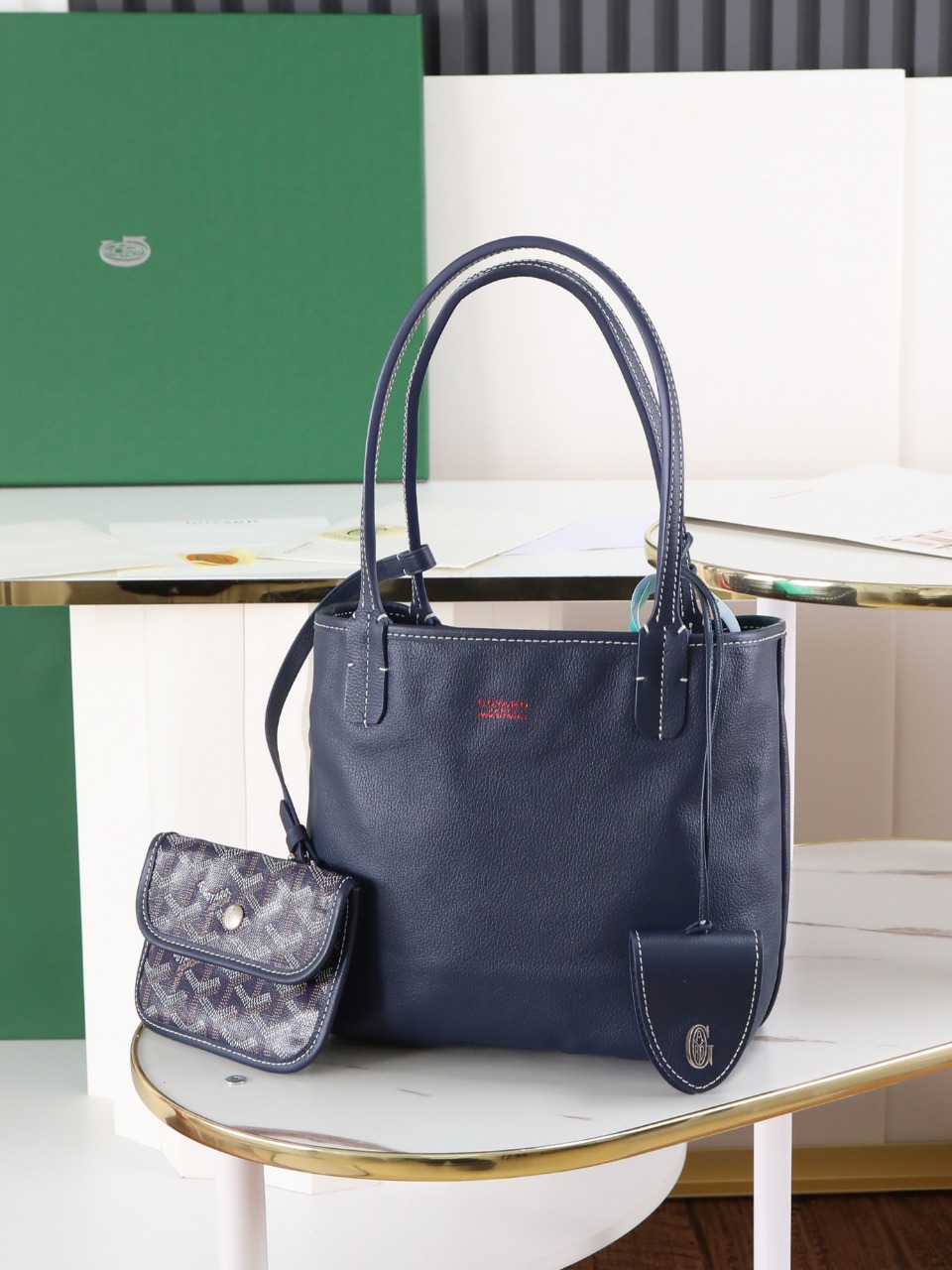 GOYARD 戈雅双面 Belvedere Reversible Mini Tote (Canvas and Leather) — Dual-use bag (handheld/shoulder carry)-F0-ANJCROMINCG 