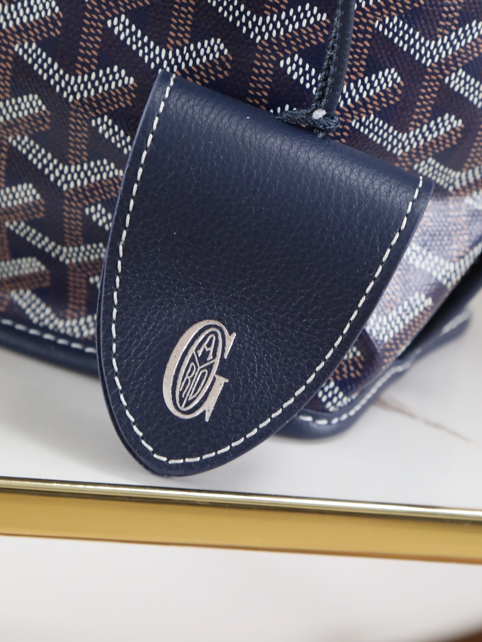 GOYARD 戈雅双面 Belvedere Reversible Mini Tote (Canvas and Leather) — Dual-use bag (handheld/shoulder carry)-F0-ANJCROMINCG 