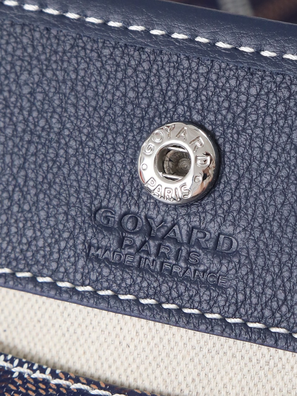 GOYARD 戈雅双面 Belvedere Reversible Mini Tote (Canvas and Leather) — Dual-use bag (handheld/shoulder carry)-F0-ANJCROMINCG 
