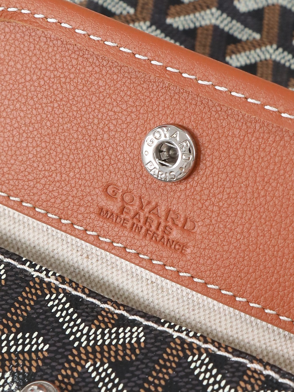 GOYARD 戈雅双面 Belvedere Reversible Mini Tote (Canvas and Leather) — Dual-use bag (handheld/shoulder carry)-F0-ANJCROMINCG 