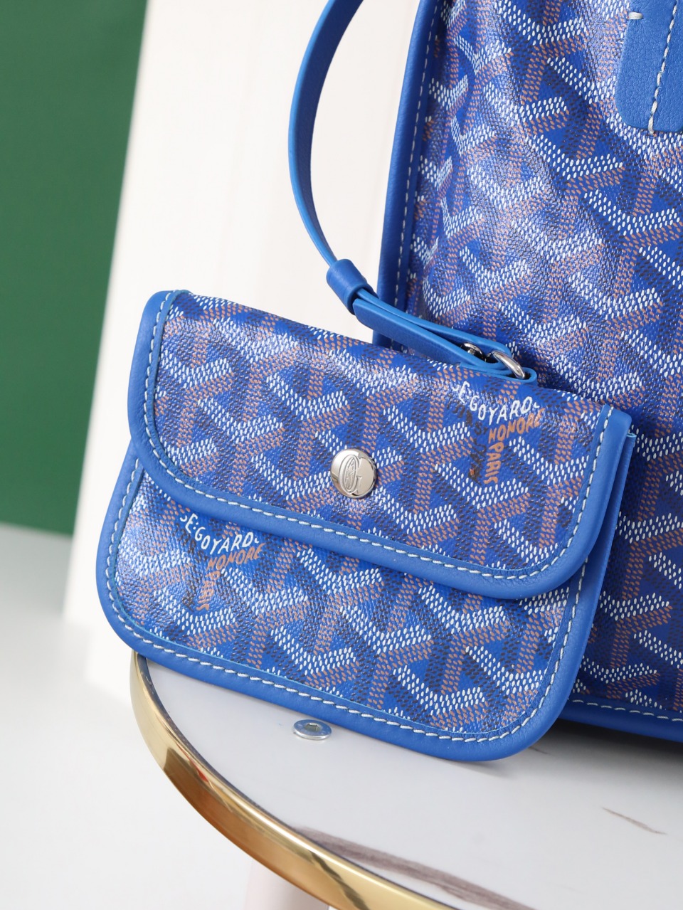 GOYARD 戈雅双面 Belvedere Reversible Mini Tote (Canvas and Leather) — Dual-use bag (handheld/shoulder carry)-F0-ANJCROMINCG 