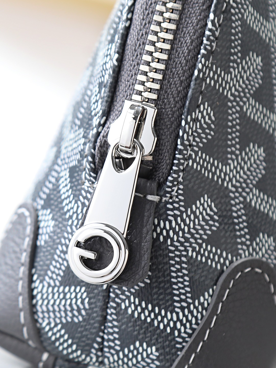 GOYARD 戈雅化妆包  Vendome (Canvas and Leather) — Women's Cosmetic Bag-F0- VENDOTPMLTY
