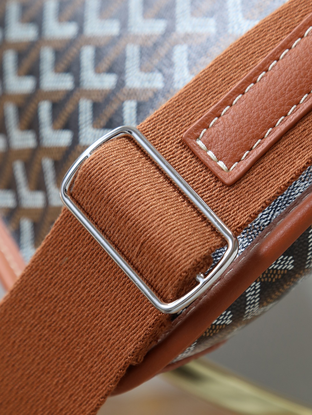 GOYARD 戈雅 邮差 COURSIER (Canvas and Leather) — Crossbody Bag-F0- COURSIMMLTY