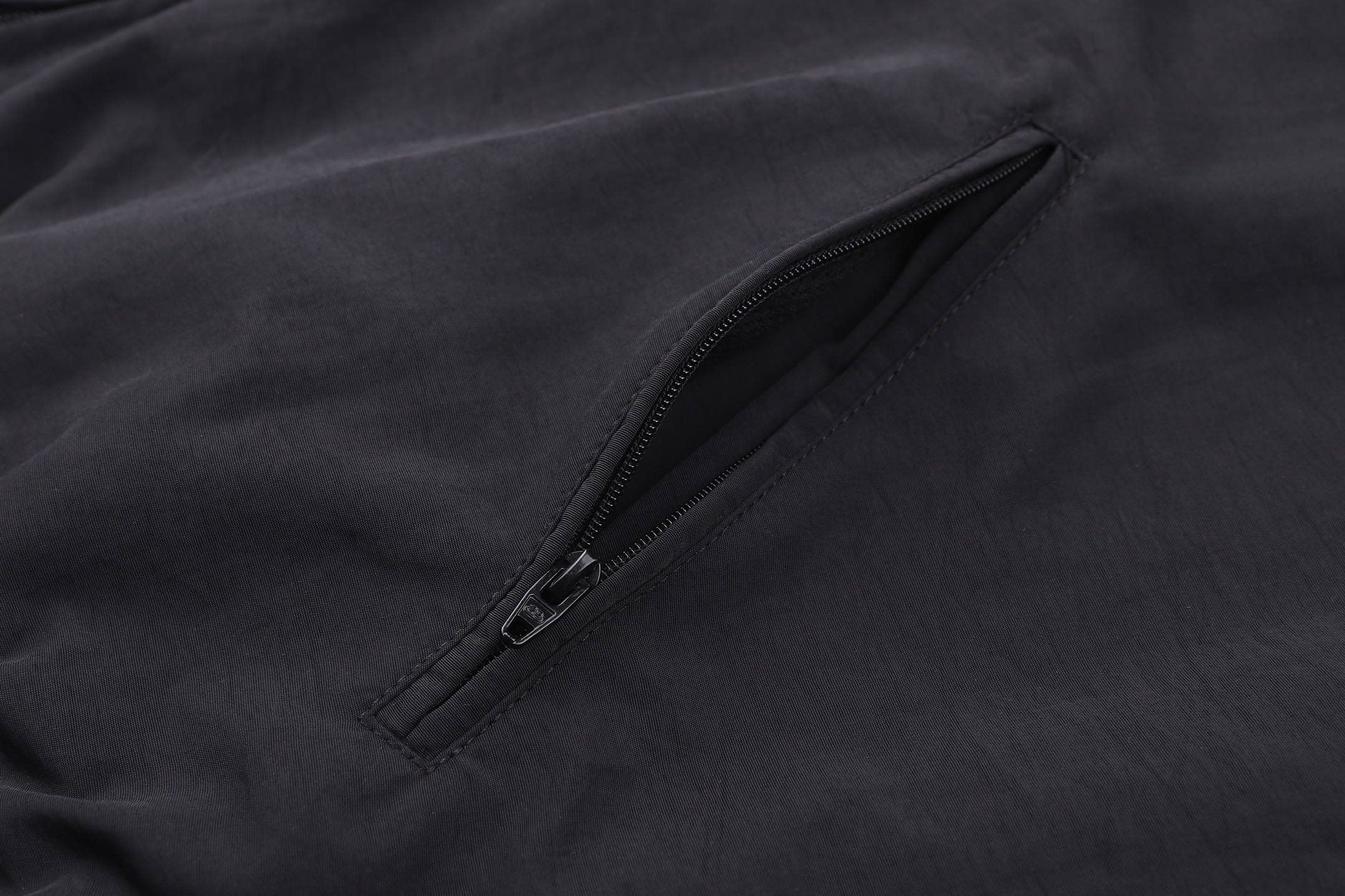 Balenciaga 巴黎世家 刺绣logo拉链立领夹克 外套 长袖 黑色 B5