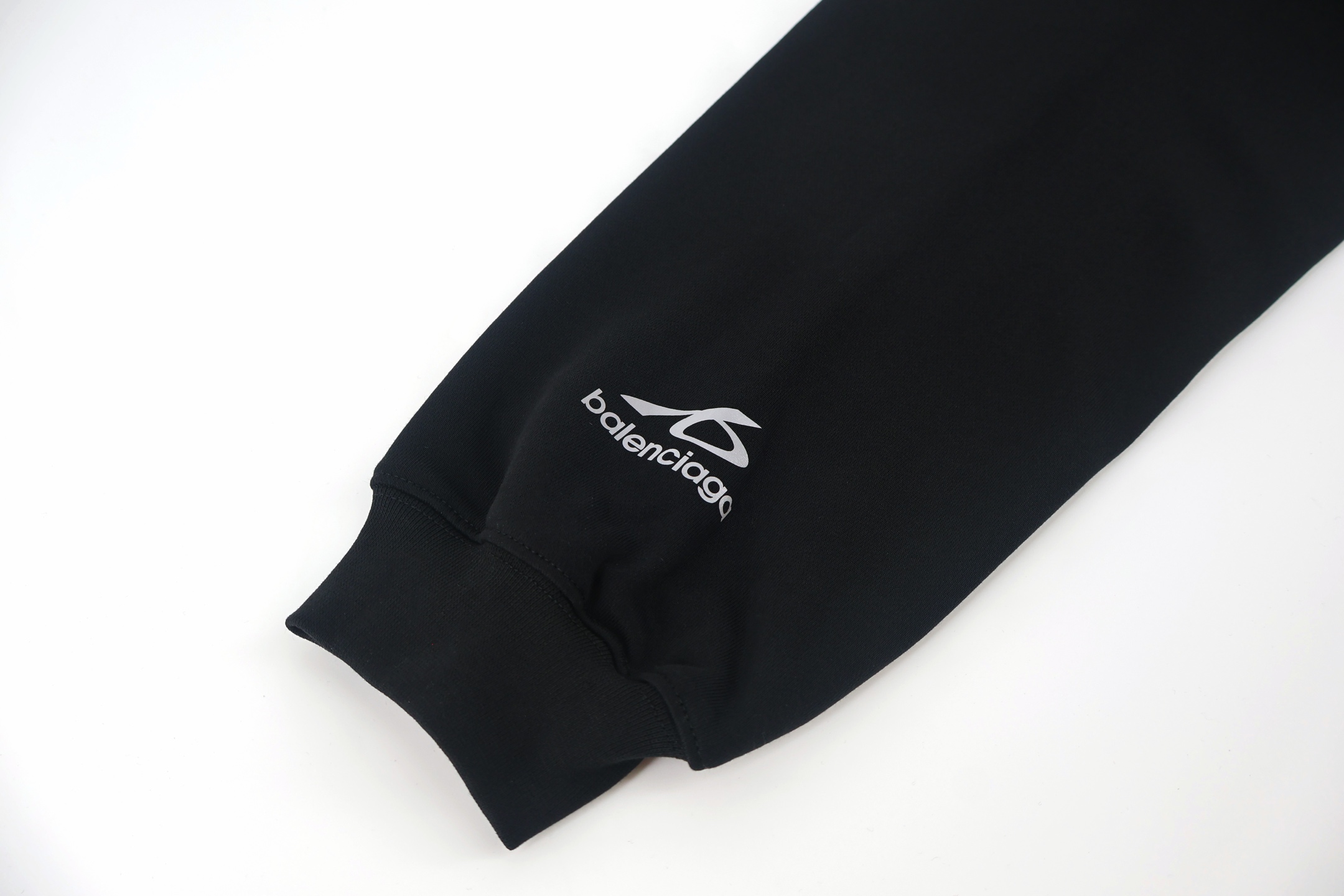 Balenciaga 巴黎世家 皇冠刺绣拉链连帽卫衣 外套 长袖 黑色 B5