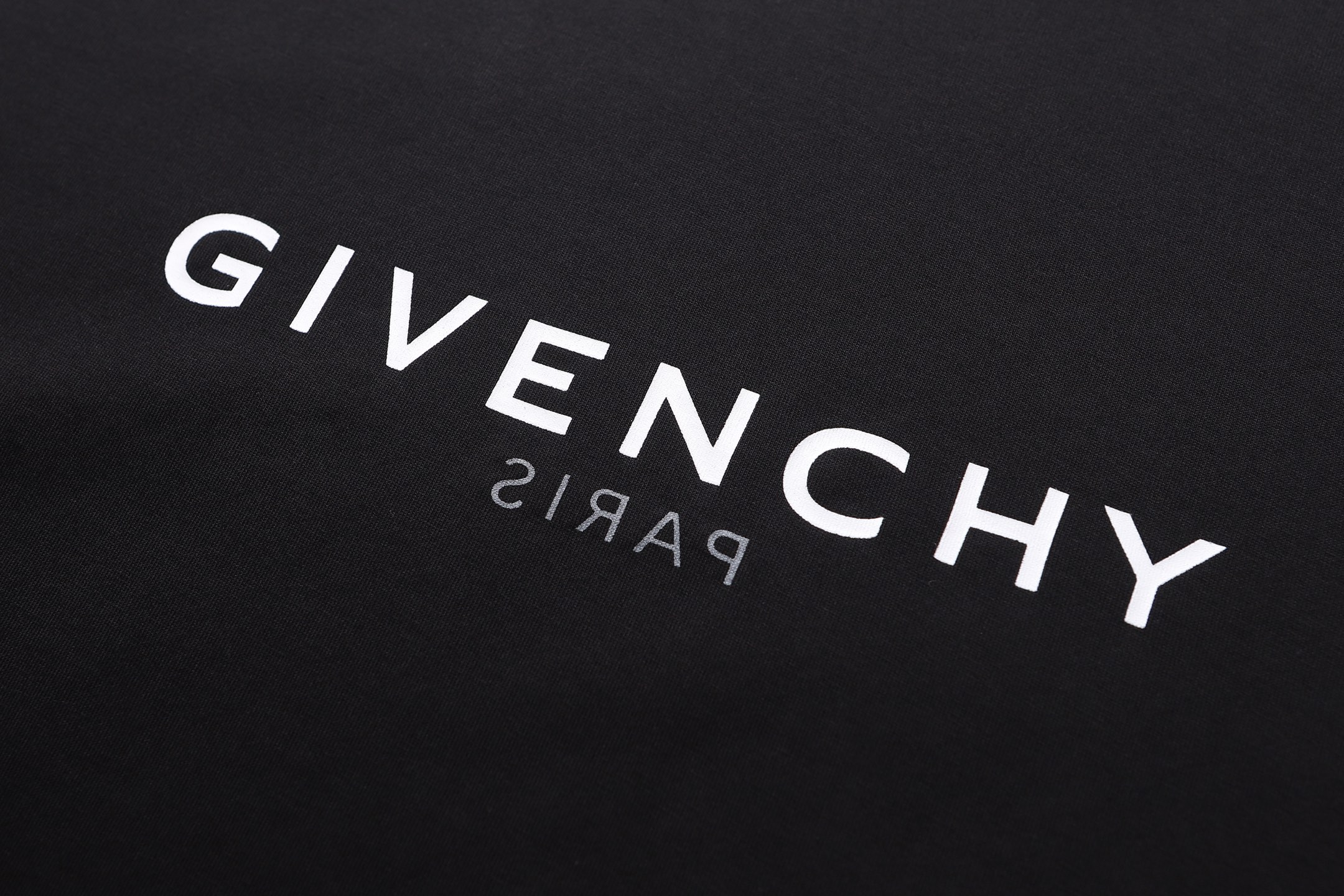 Givenchy 纪梵希 双层字母logo印花圆领短袖 T恤 夏款 白色 黑色 A0