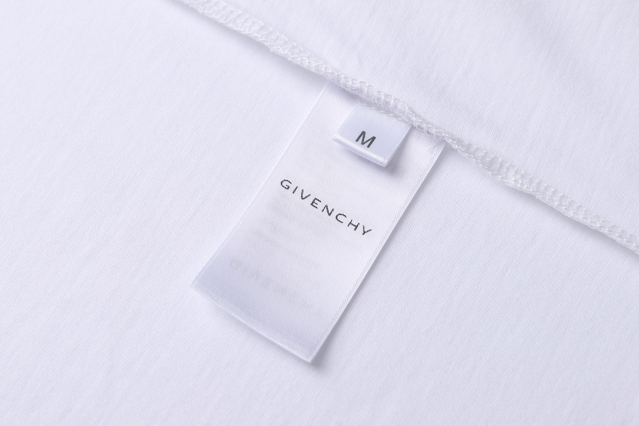 Givenchy 纪梵希 双层字母logo印花圆领短袖 T恤 夏款 白色 黑色 A0