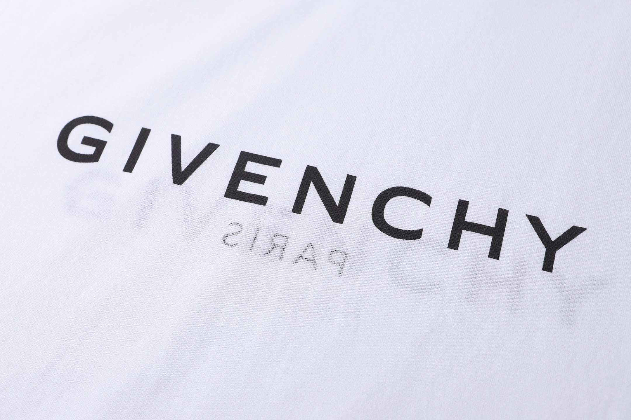 Givenchy 纪梵希 双层字母logo印花圆领短袖 T恤 夏款 白色 黑色 A0