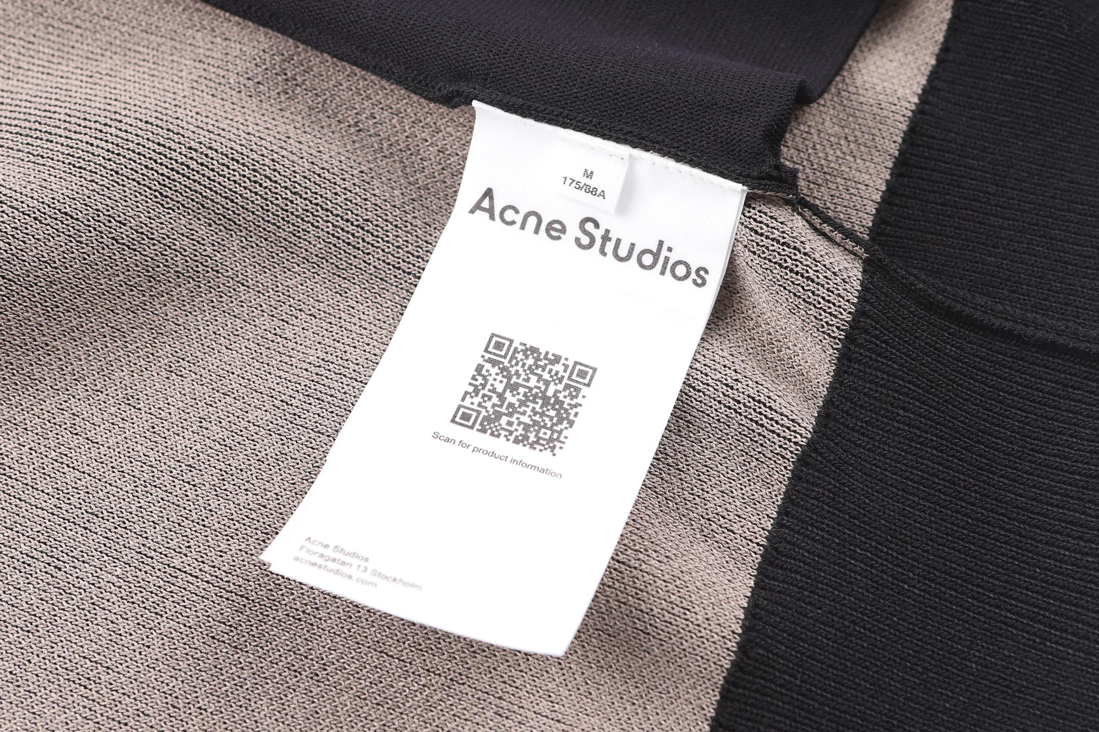 Acne Studios 背面硅胶压花皮革拉链针织开衫 夹克 外套 长袖 白色 黑色 B5