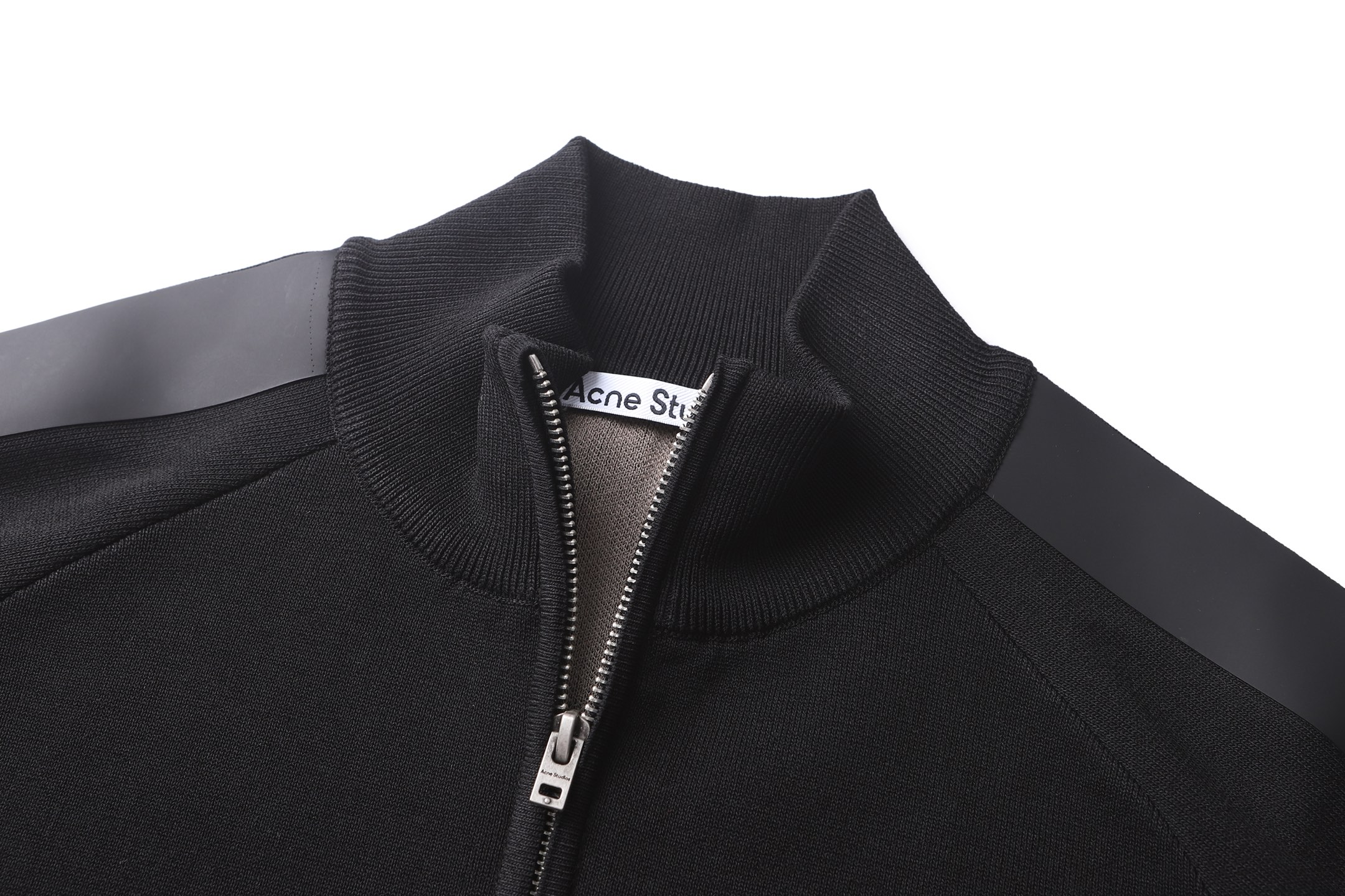 Acne Studios 背面硅胶压花皮革拉链针织开衫 夹克 外套 长袖 白色 黑色 B5