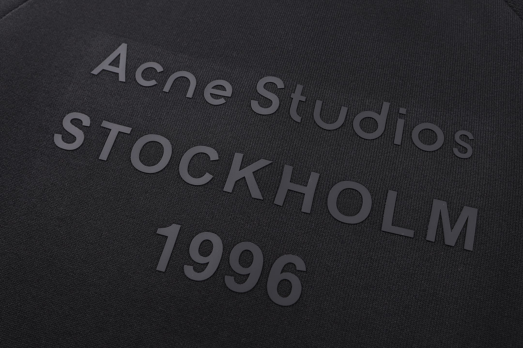 Acne Studios 背面硅胶压花皮革拉链针织开衫 夹克 外套 长袖 白色 黑色 B5