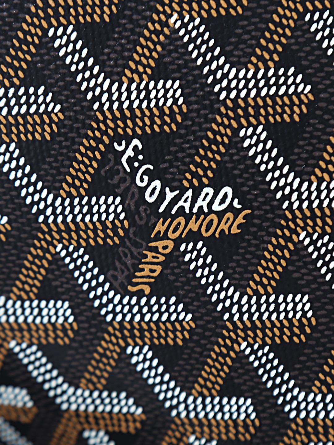 GOYARD 戈雅法棍 Bonbonniere (Canvas and Leather) — Baguette Bag-F0-BONBONPMLTY