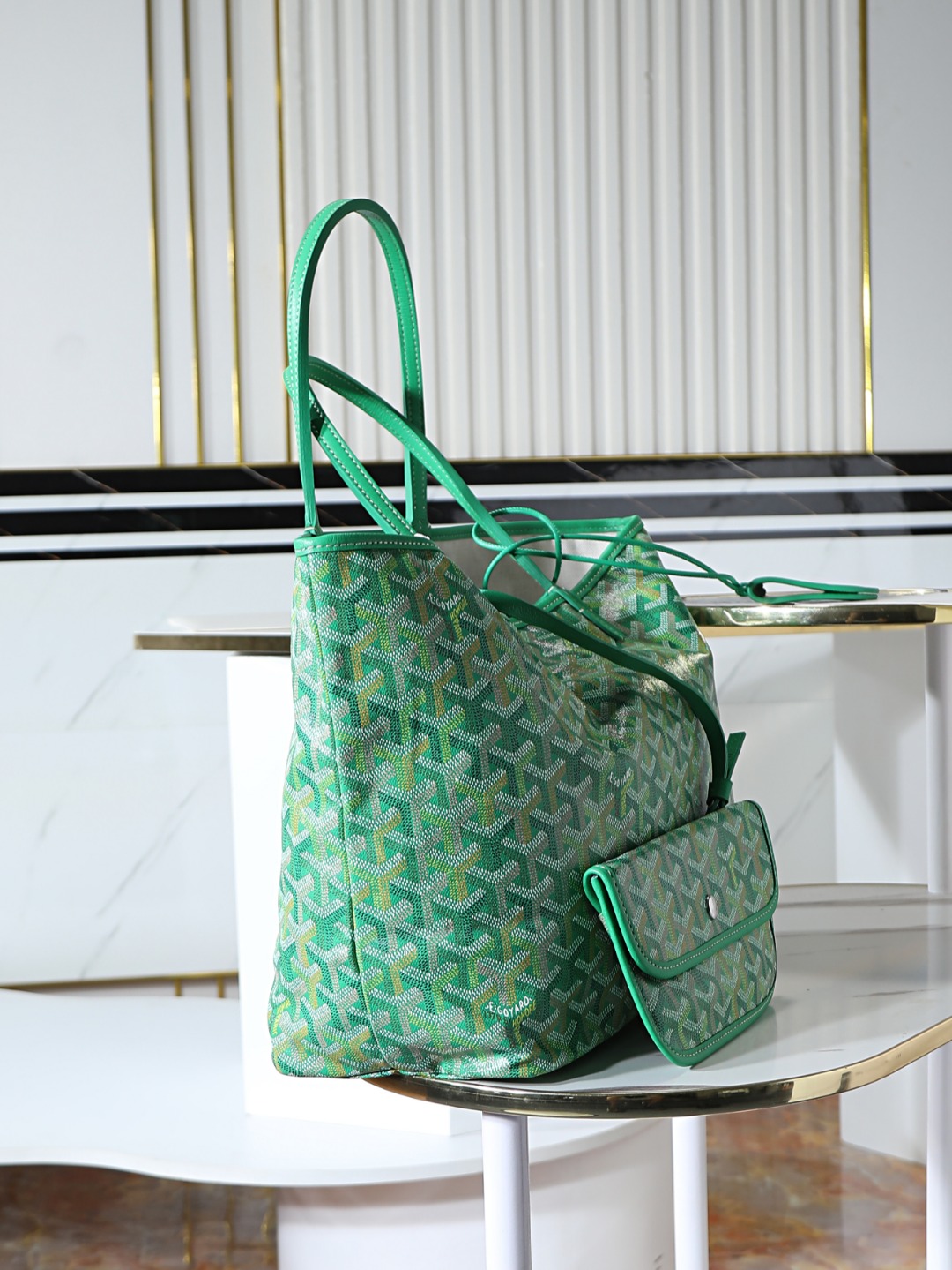 34CM GOYARD 戈雅托特 Saint Louis  (Canvas and Leather) — Small Tote Bag-F0-STLCROPMLTY