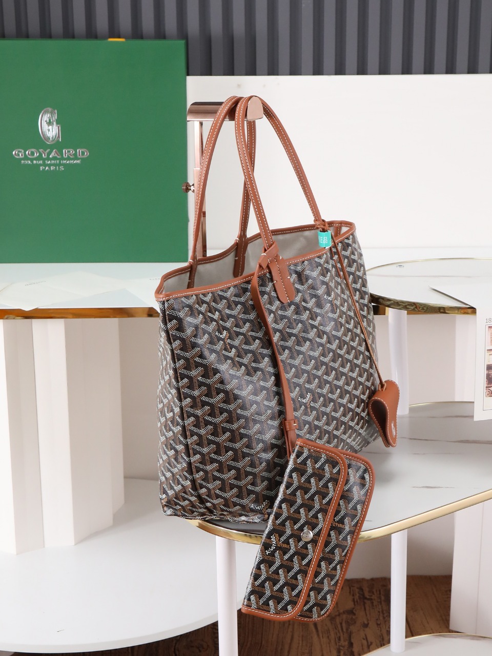 34CM GOYARD 戈雅托特 Saint Louis  (Canvas and Leather) — Small Tote Bag-F0-STLNECPMLTY01CL03P