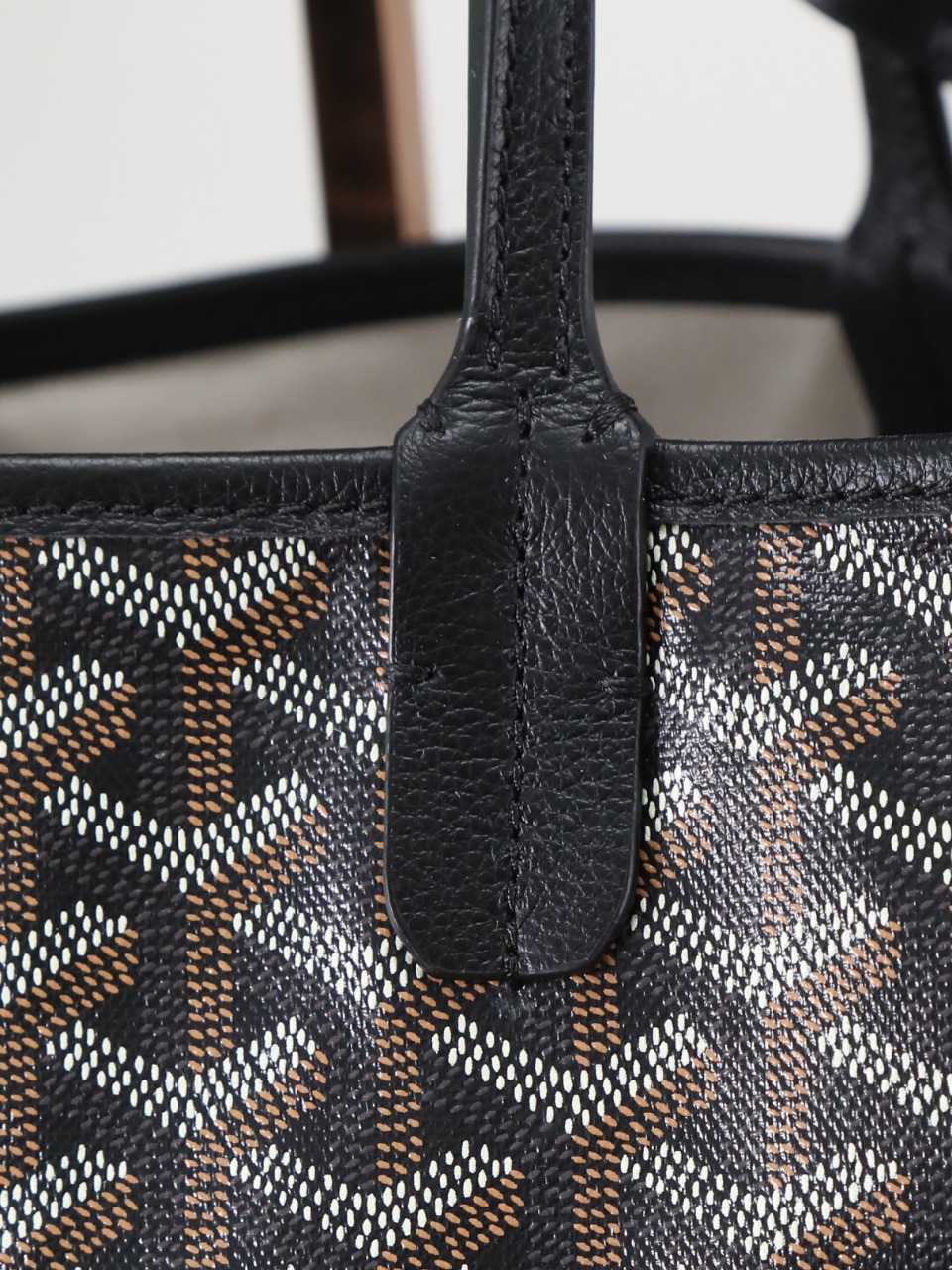 34CM GOYARD 戈雅托特 Saint Louis  (Canvas and Leather) — Small Tote Bag-F0-STLCROPMLTY-01CL01P
