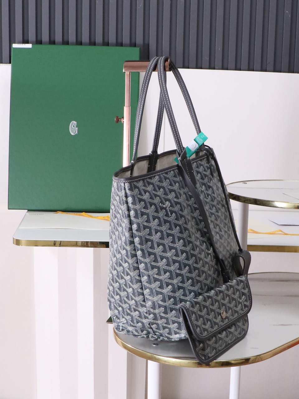 34CM GOYARD 戈雅托特 Saint Louis  (Canvas and Leather) — Small Tote Bag-F0-STLCROPMLTY51CL51P
