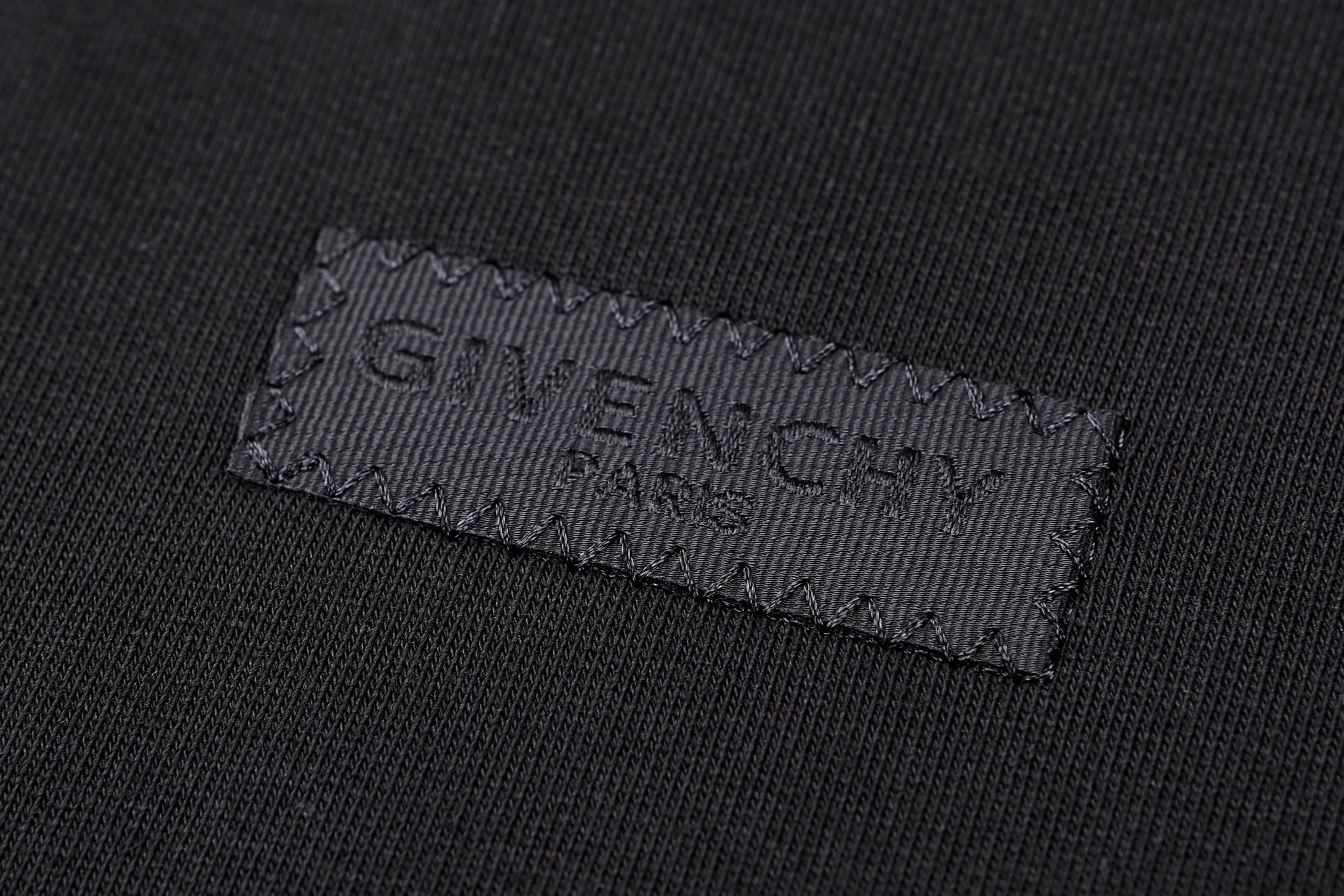 Givenchy 纪梵希 logo标牌圆领套头卫衣 外套 长袖 黑色 B0