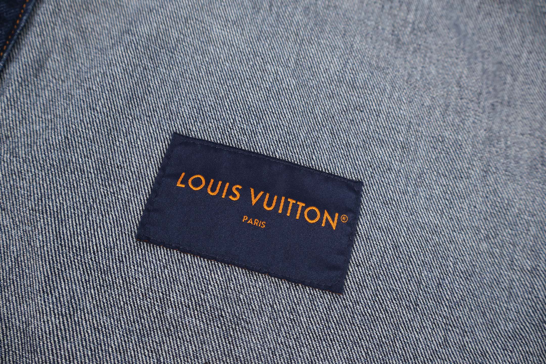 LOUIS VUITTON 路易威登 渐变牛仔外套 夹克 长袖 蓝色 C0 1AIK81