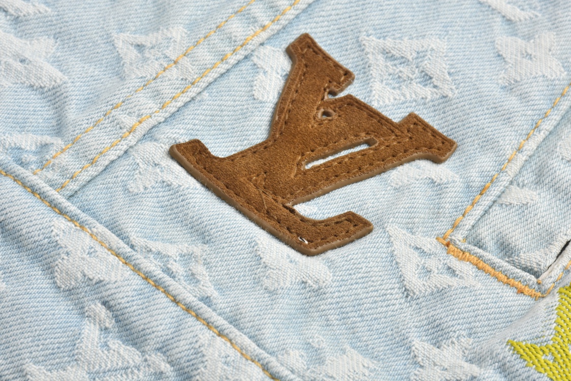 LOUIS VUITTON 路易威登 Tyler 联名款 彩色刺绣牛仔外套 牛仔衣 夹克 长袖 蓝色 C0 1AFPTC