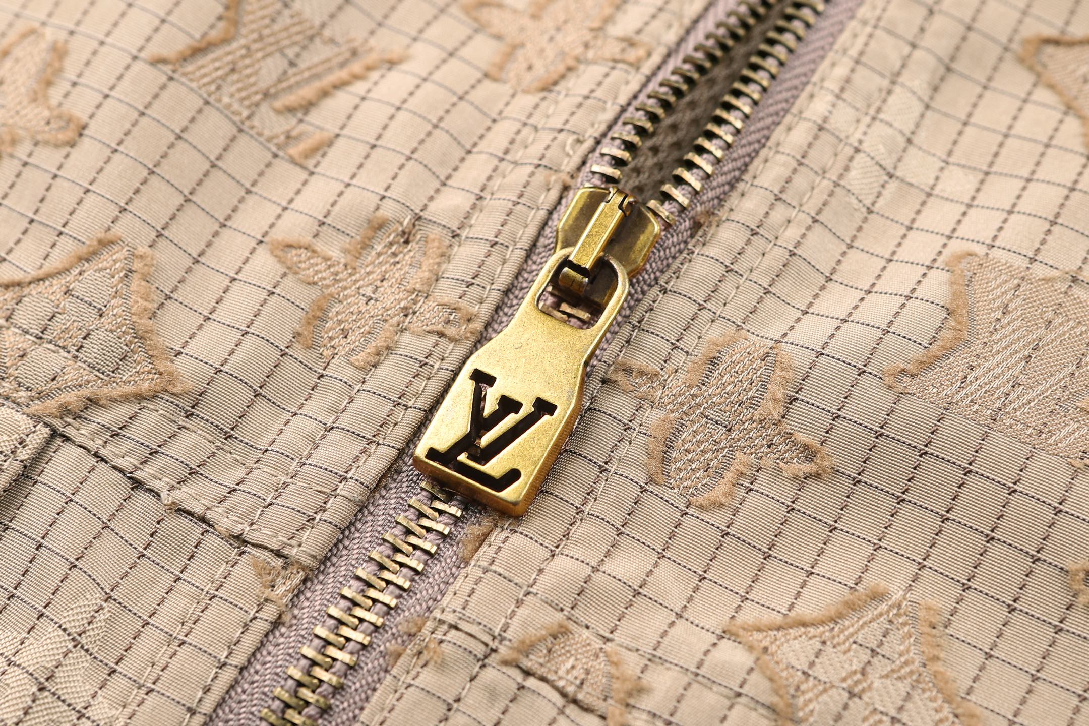 LOUIS VUITTON 路易威登 满印抗撕裂衬衫夹克 外套 C0 