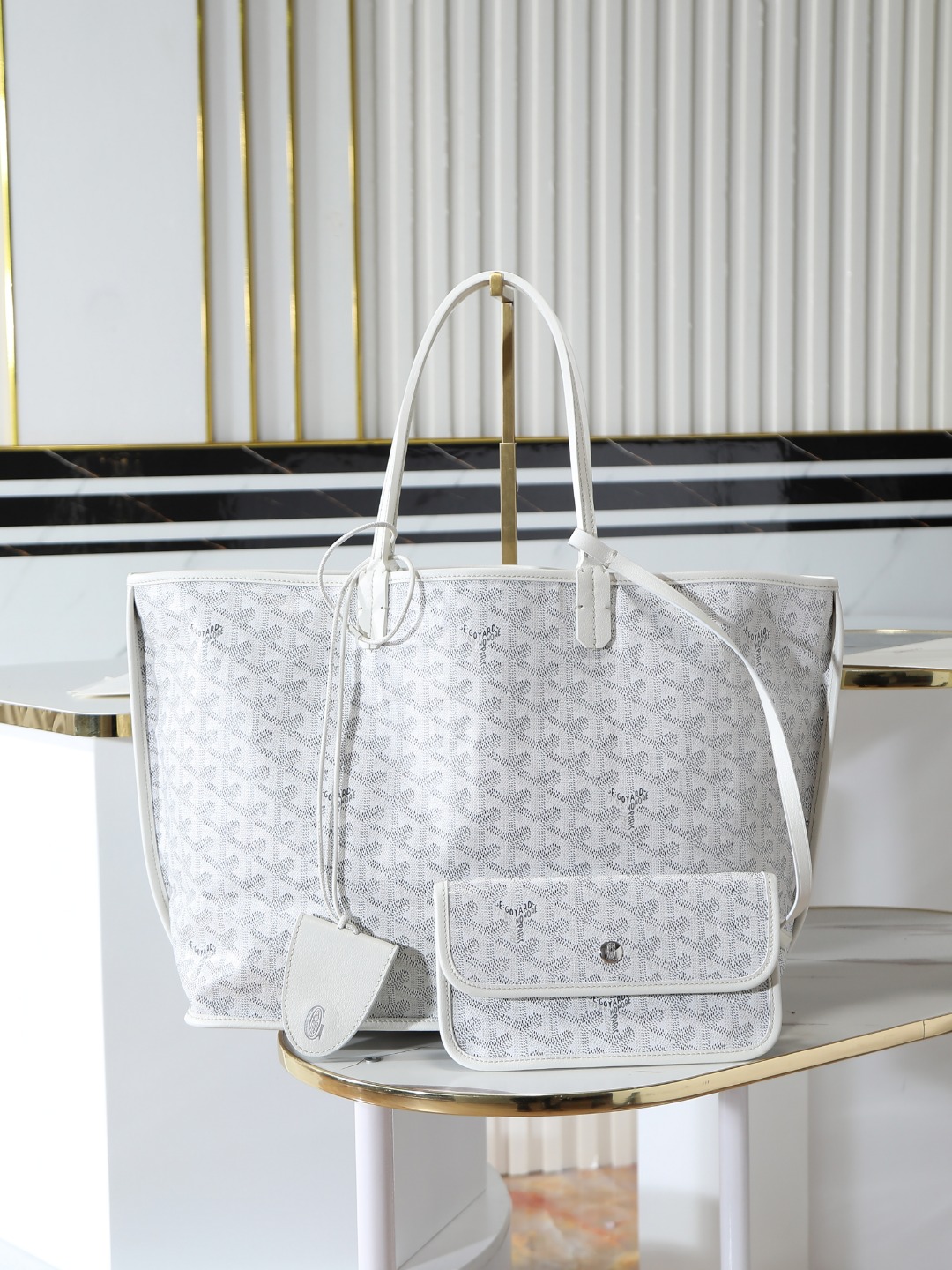 双面33CM GOYARD 戈雅托特 Anjou Reversible (Canvas and Leather) —  small Tote Bag-F0-ANJCROPMLCG