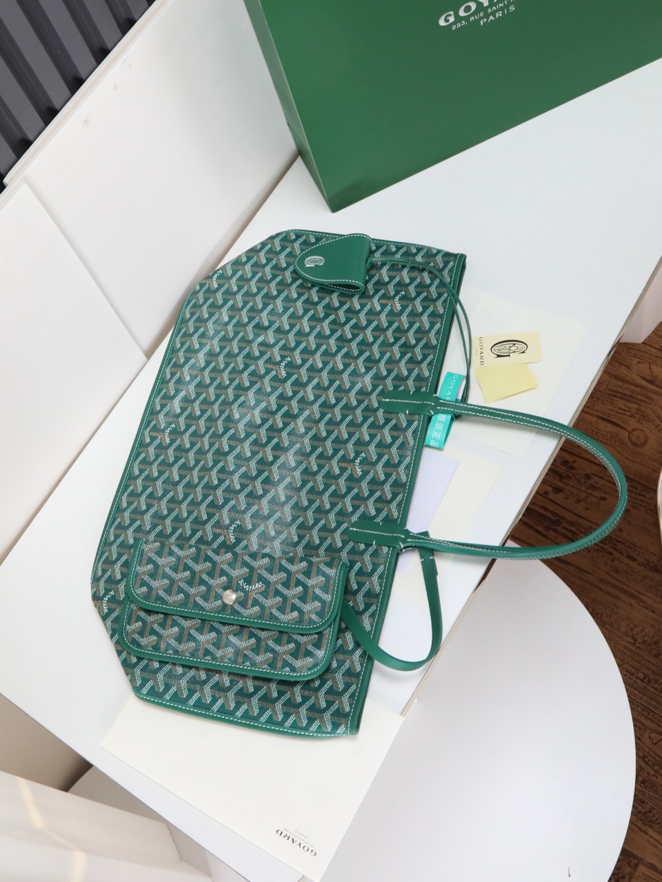 双面33CM GOYARD 戈雅托特 Anjou Reversible (Canvas and Leather) —  small Tote Bag-F0-ANJCROPMLCG-09TY09P