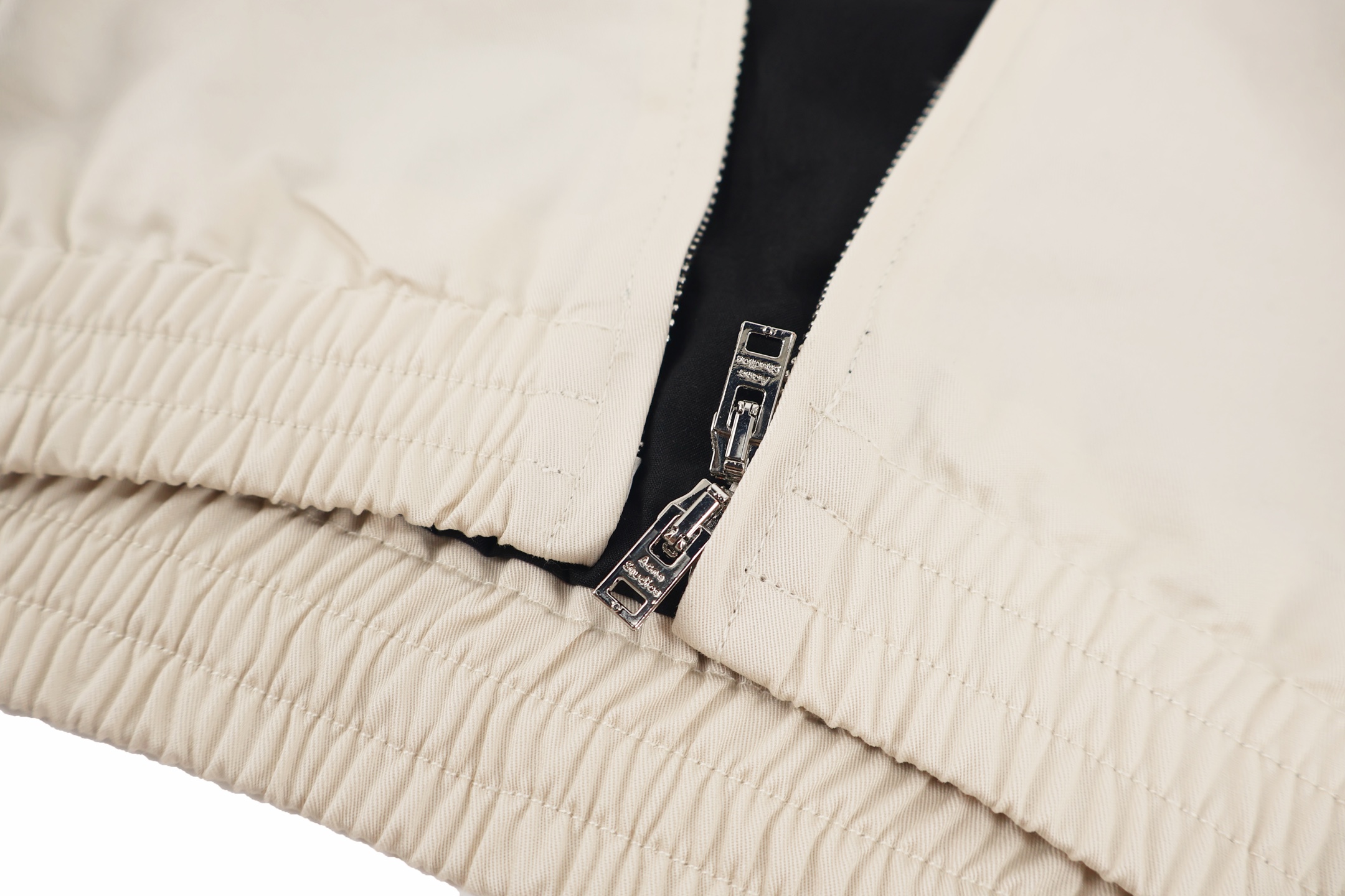 Acne Studios 后背字母刺绣复古哈灵顿拉链夹克 外套 秋冬 长袖 米白色 C0