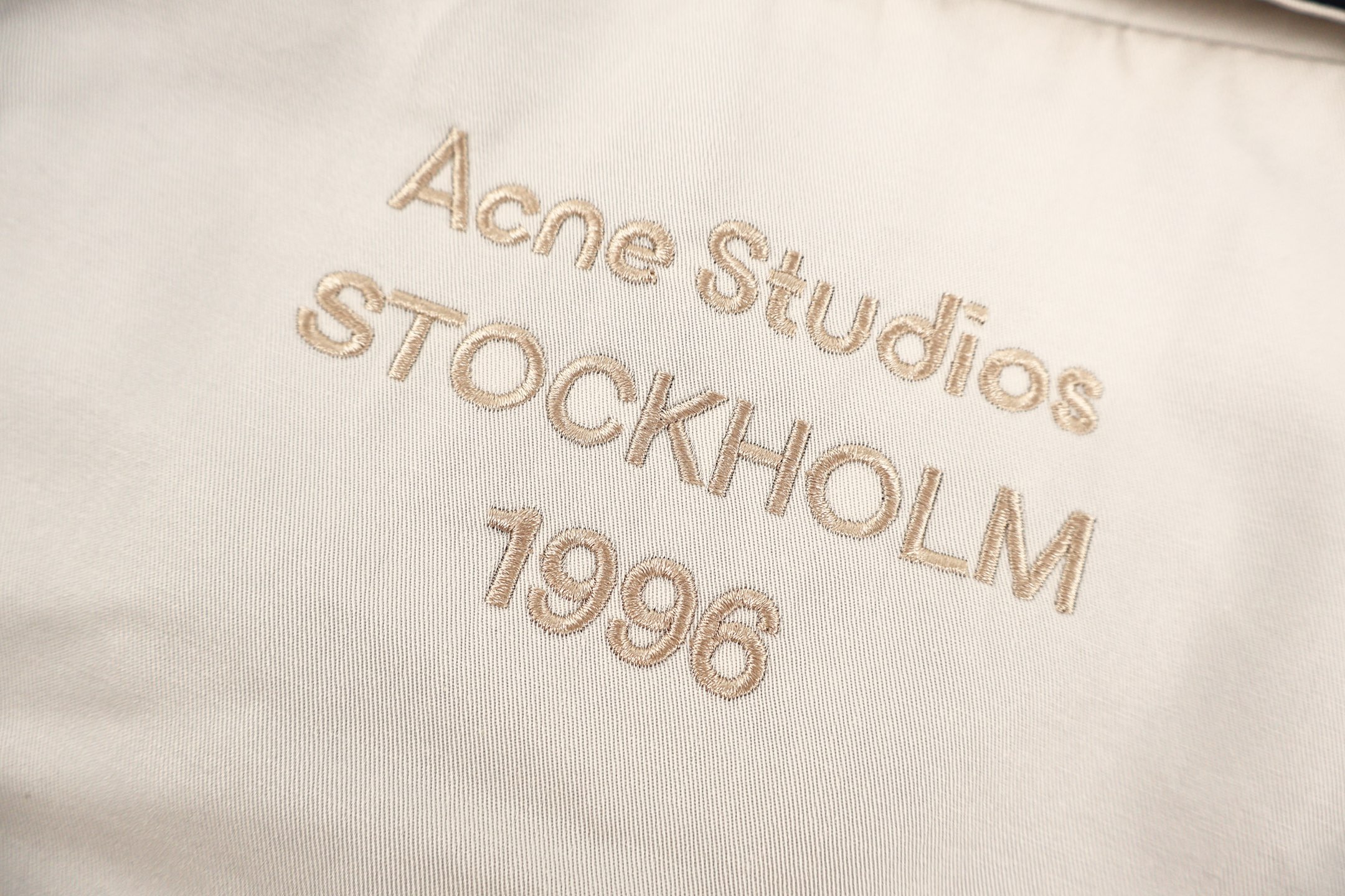 Acne Studios 后背字母刺绣复古哈灵顿拉链夹克 外套 秋冬 长袖 米白色 C0