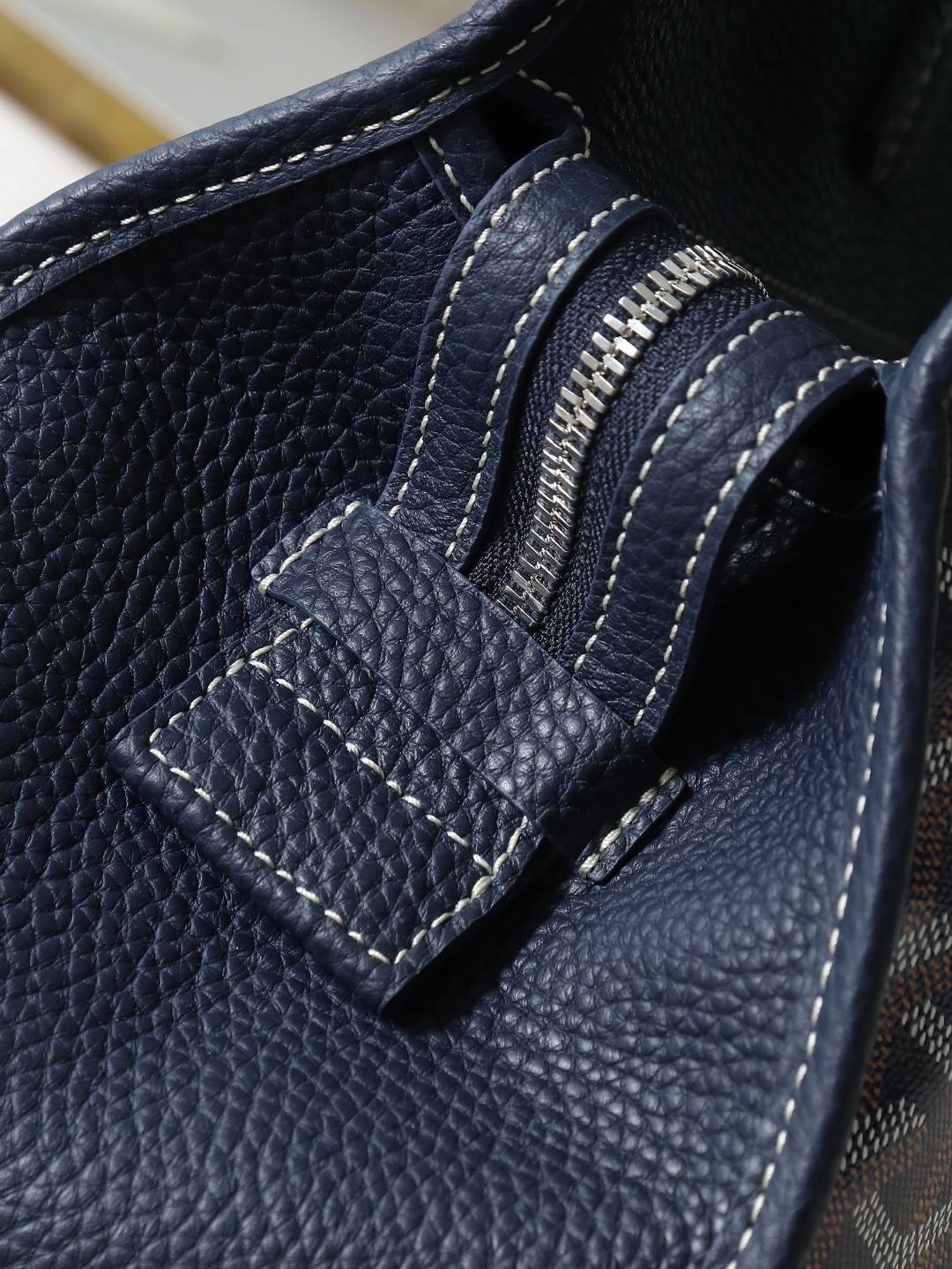GOYARD 戈雅托特单肩 Hardy (Canvas and Leather) — Tote Shoulder Bag-F0-HARDY2PMLTY 