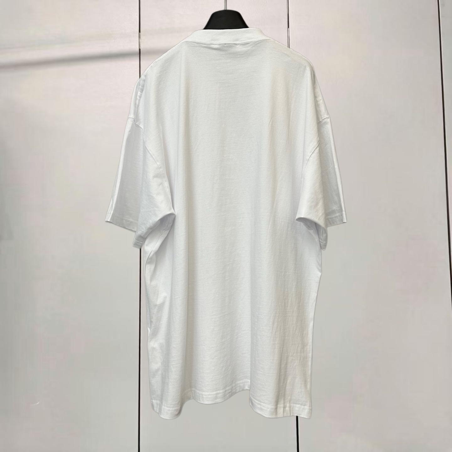 Balenciaga 巴黎世家 彩虹模糊彩色倒置水洗字母圆领短袖 T恤 圆领 夏季 黑色 白色 A0 
