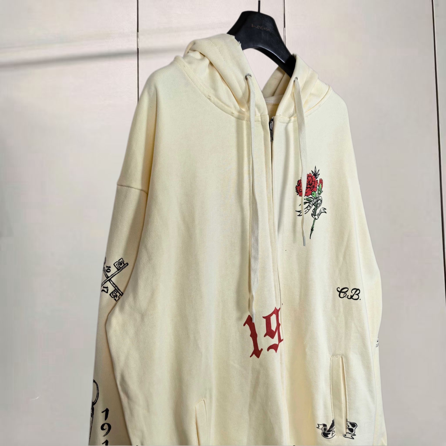 Balenciaga 巴黎世家 徽标logo 1917直喷印花拉链连帽卫衣 连帽衫 外套 长袖 米杏色 B0 